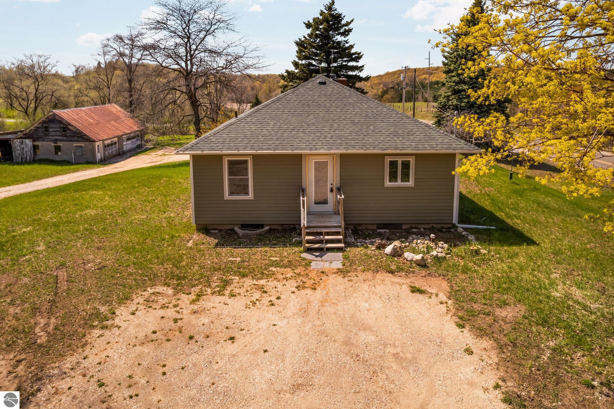 6828 E Lincoln Road, Cedar, MI 49621 — Photo 42