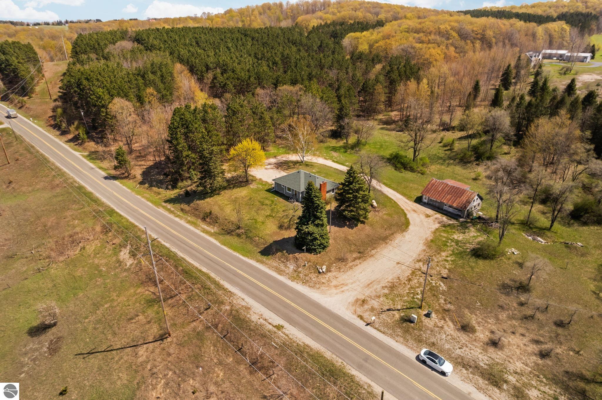 6828 E Lincoln Road, Cedar, MI 49621 — Photo 48