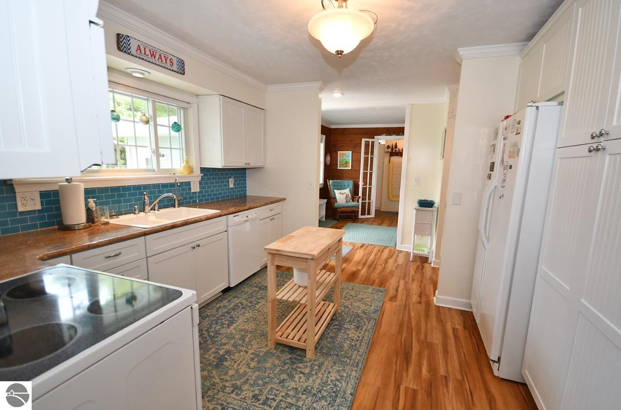 4515 W Glen Eden Drive, Glen Arbor, MI 49636 — Photo 31