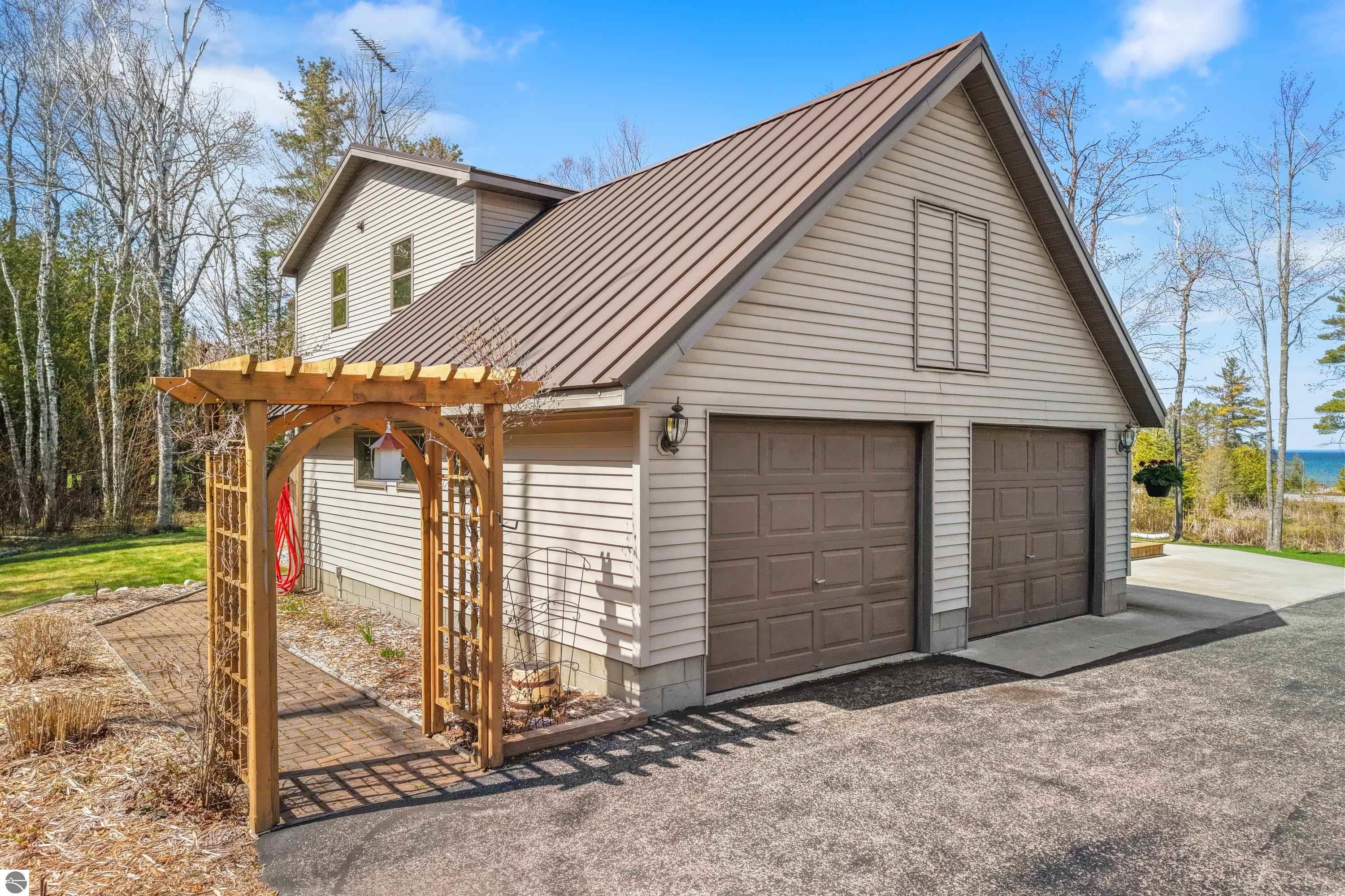 3998 N US-23 N, Rogers City MI 49779, Rogers City, MI, 49779 — photo 3