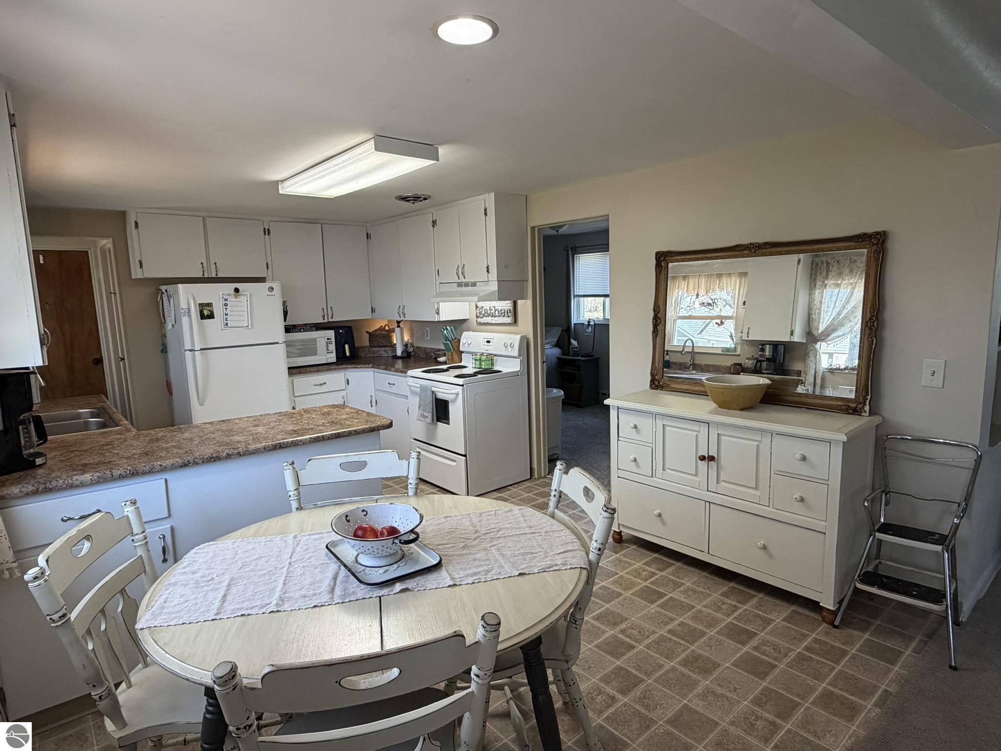722 S Lakeshore Drive, Lake City, MI 49651 — Photo 14