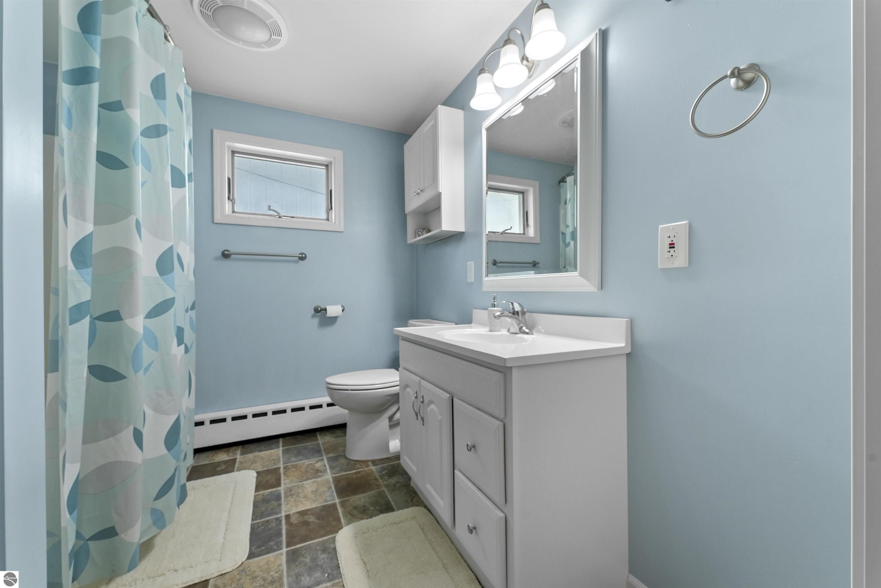 722 S Lakeshore Drive, Lake City, MI 49651 — Photo 34