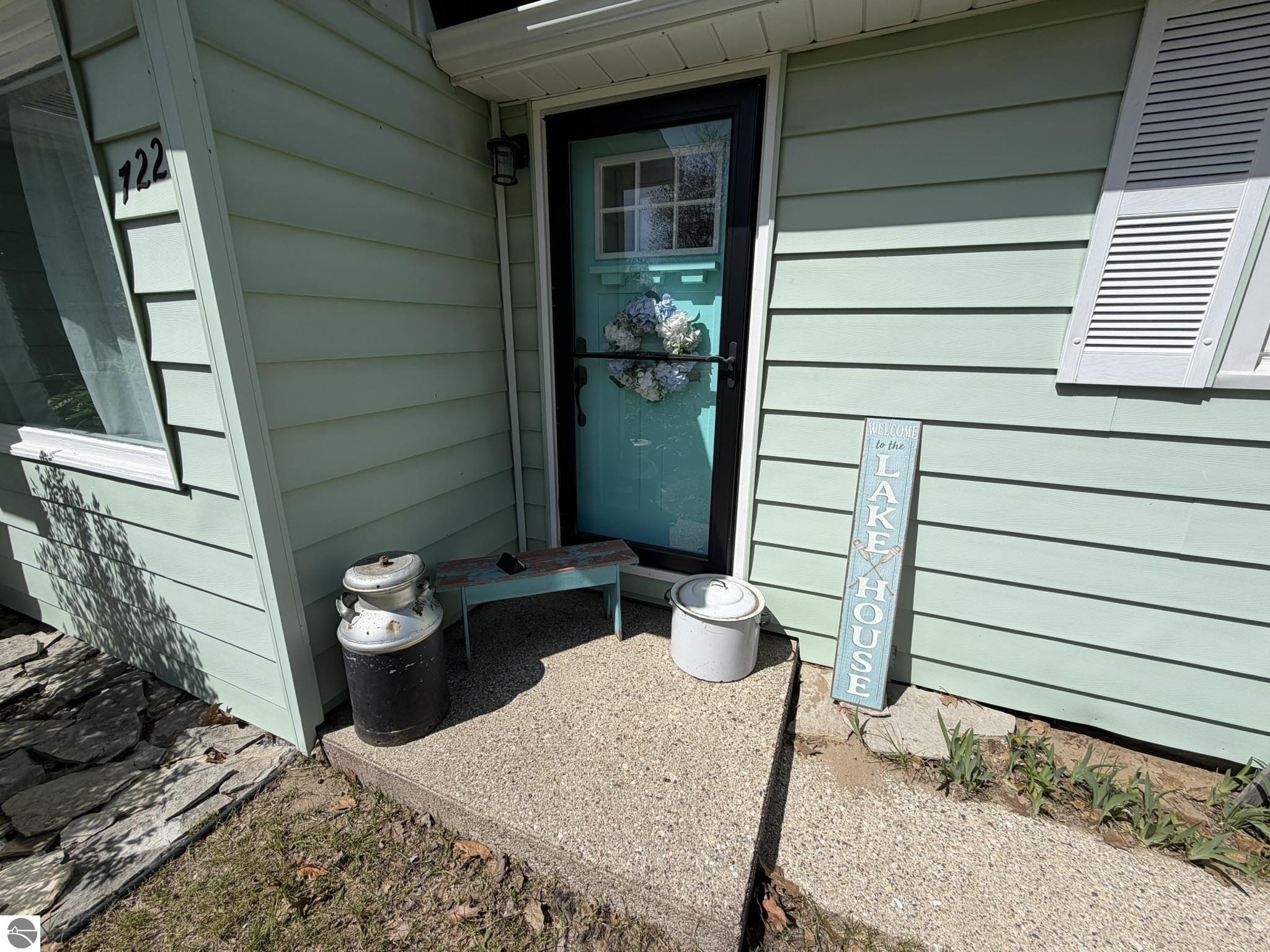 722 S Lakeshore Drive, Lake City, MI 49651 — Photo 58