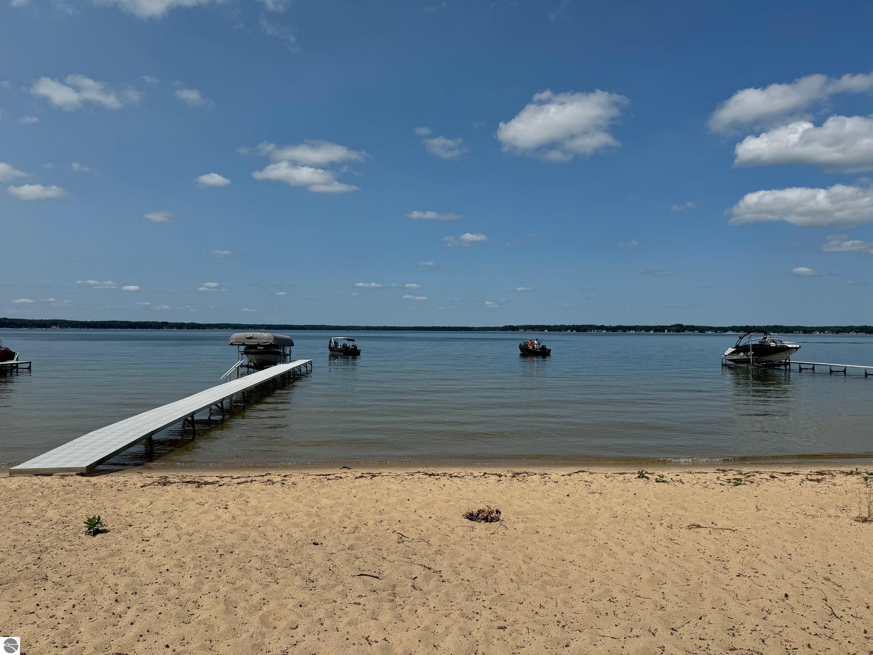 722 S Lakeshore Drive, Lake City, MI 49651 — Photo 63