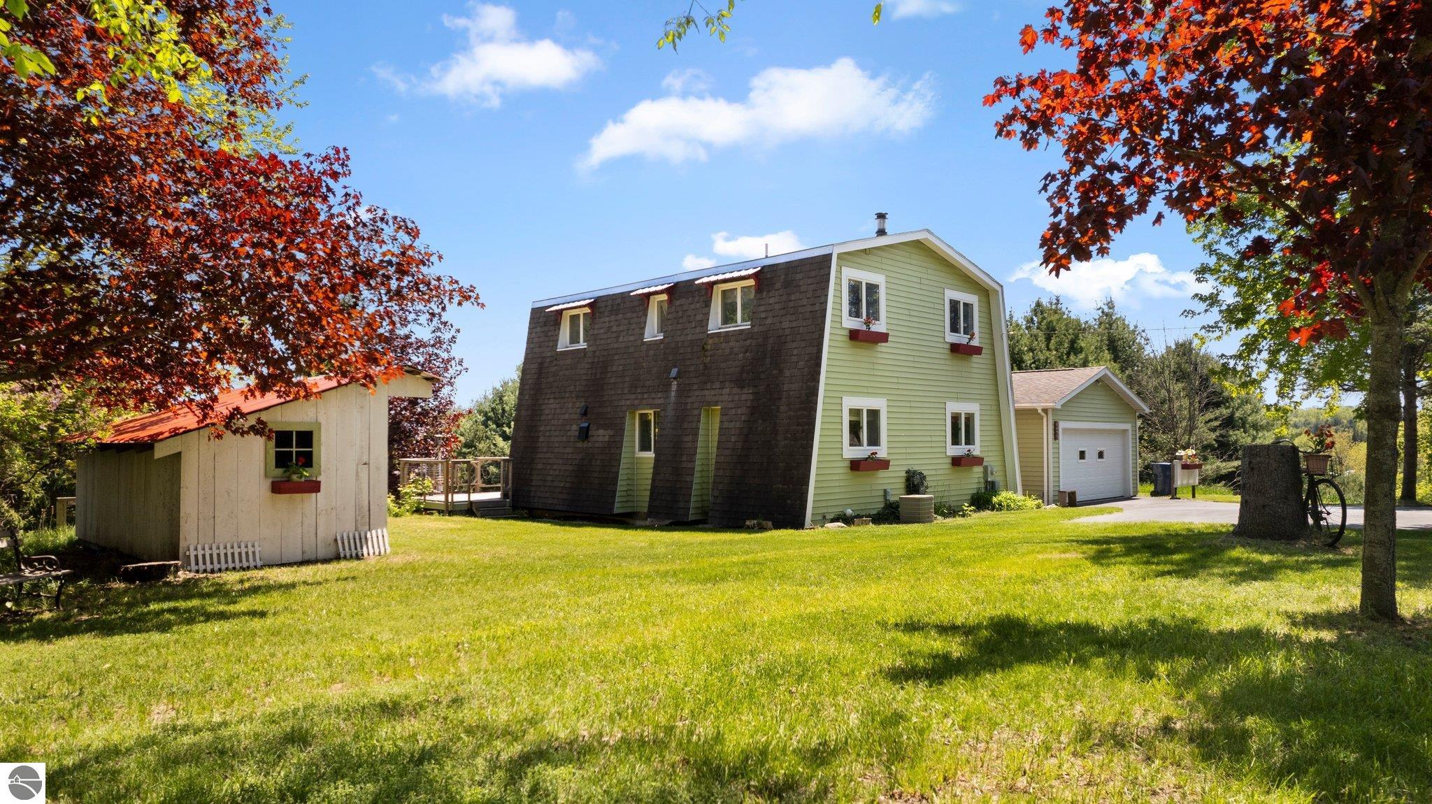 9477 S Cedar Road, Cedar, MI 49621 — Photo 3