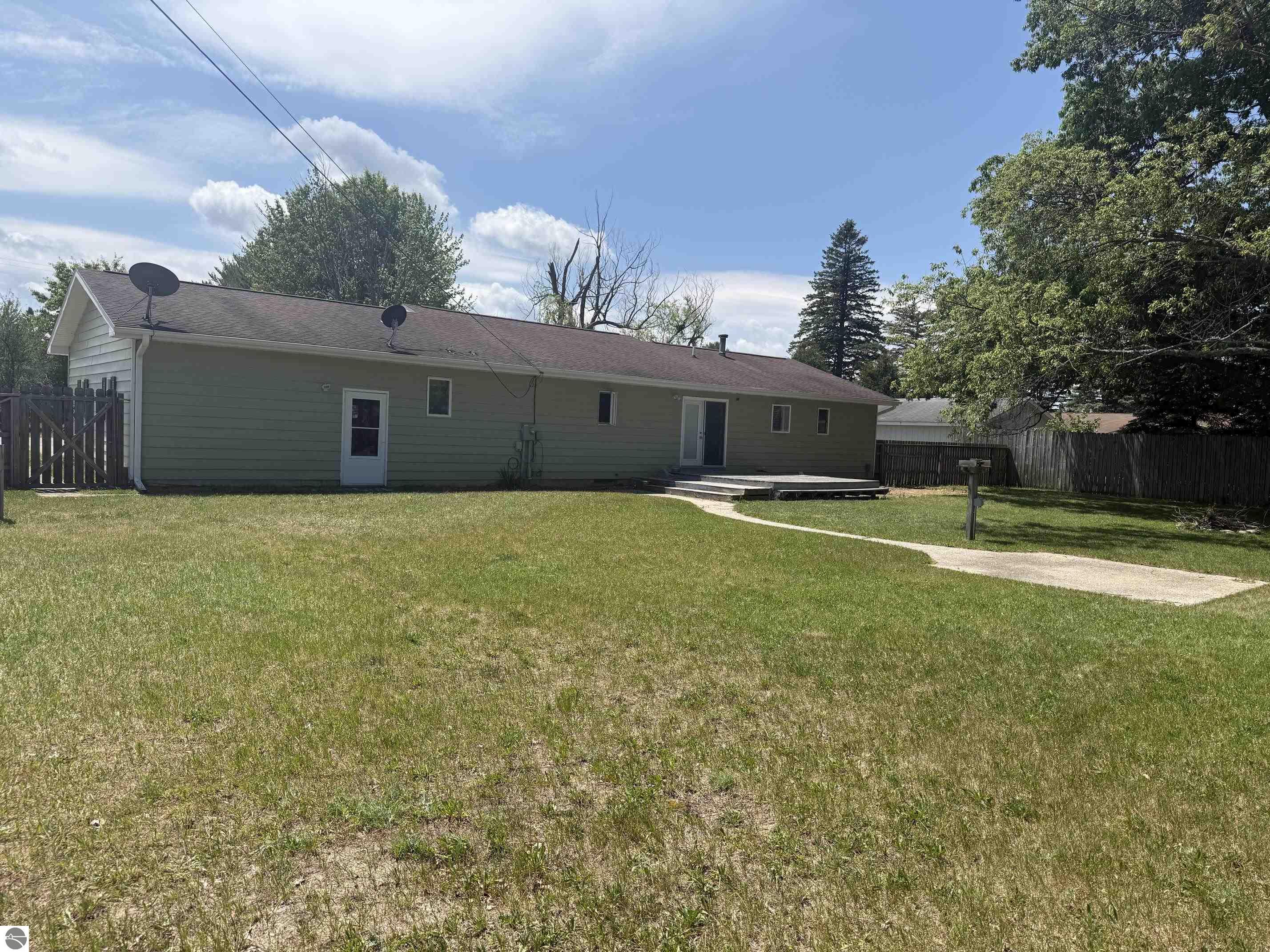 602 Lincoln Street, Kalkaska, MI 49646 — Photo 3