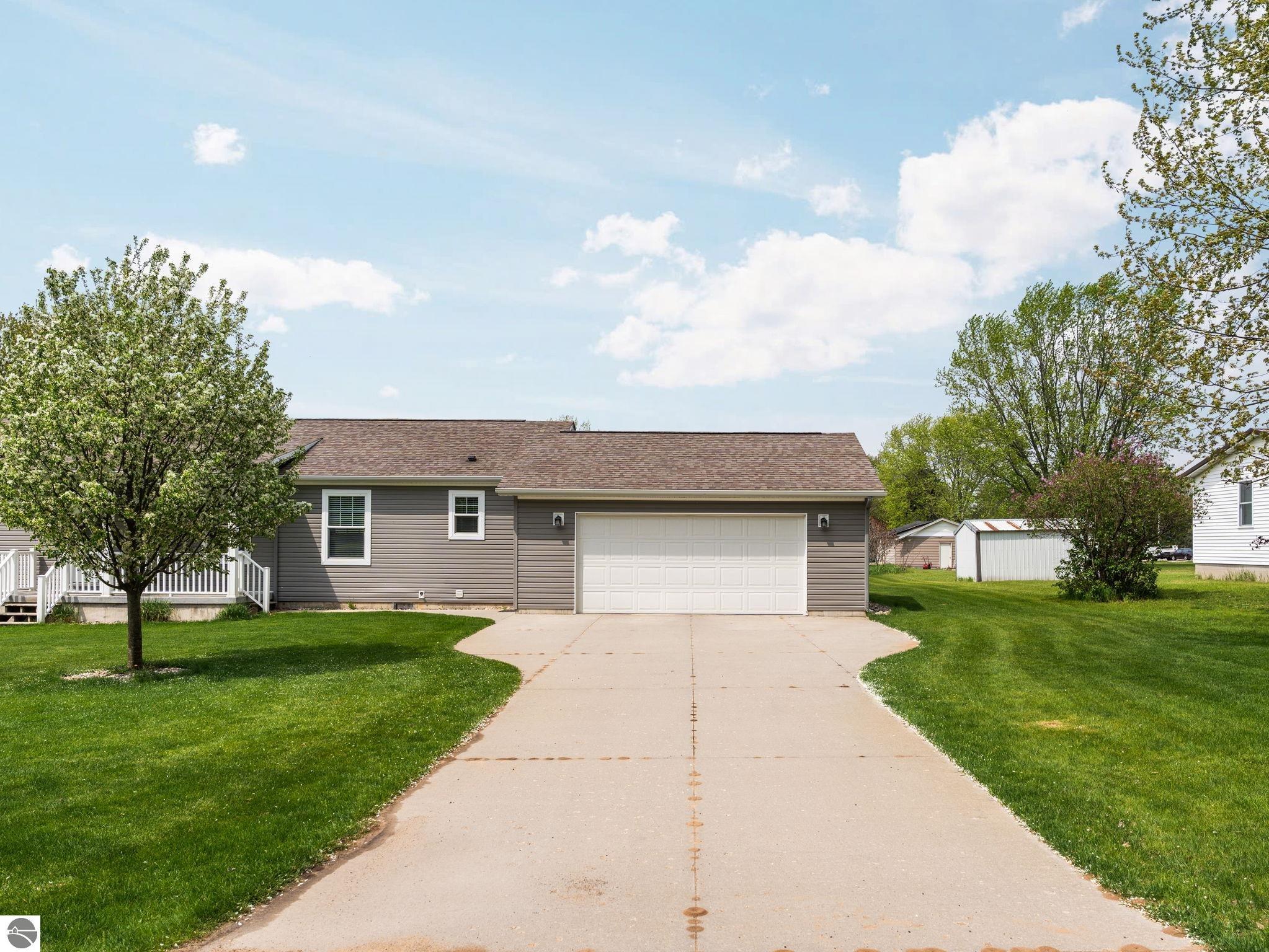 2070 S Amy Drive, Lake City, MI 49651 — Photo 34