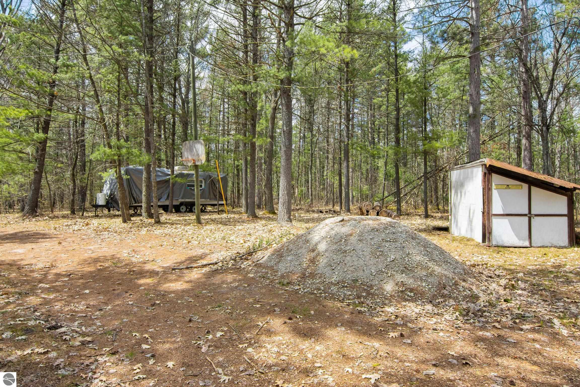 12635 SE Piper Circle, Kalkaska, MI 49646 — Photo 11