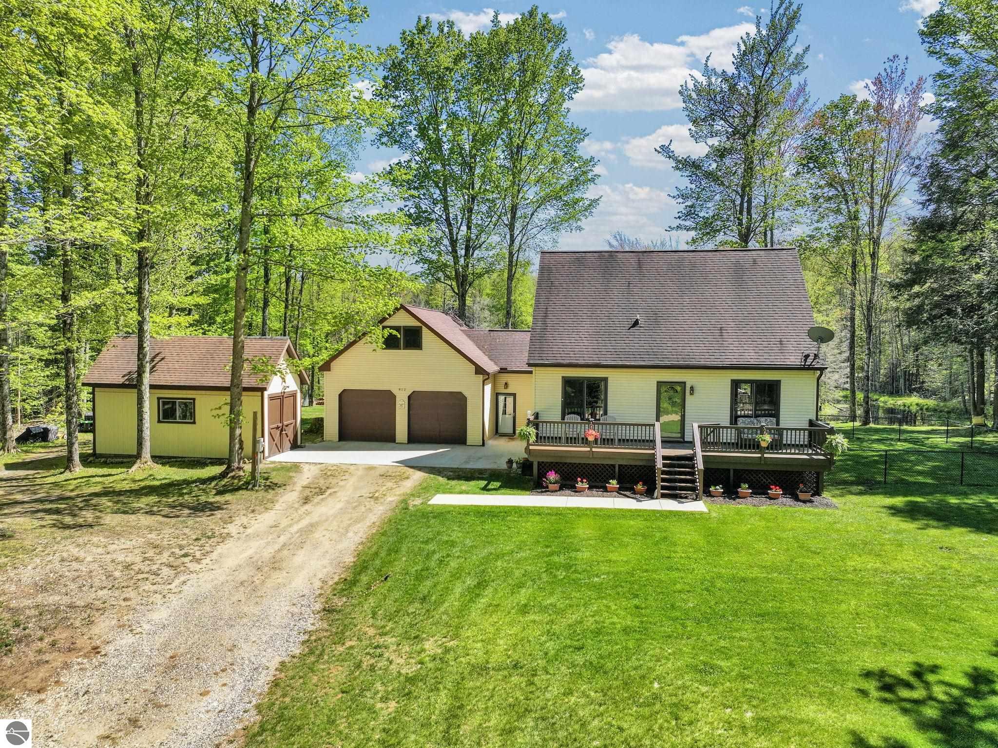 812 Brandon Drive, Cadillac, MI 49601 — front exterior