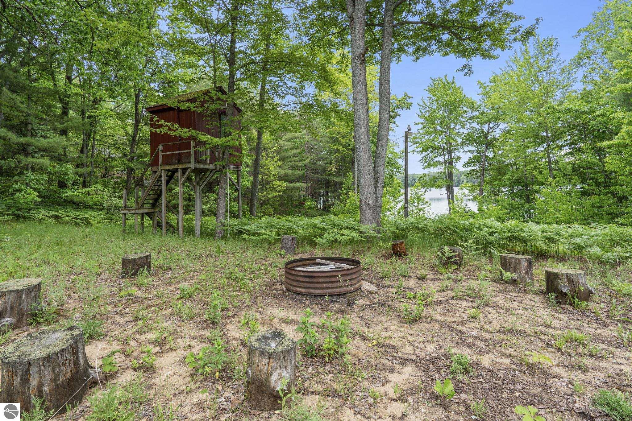 10477 NE Black Bear Road, Kalkaska, MI 49646 — Photo 31
