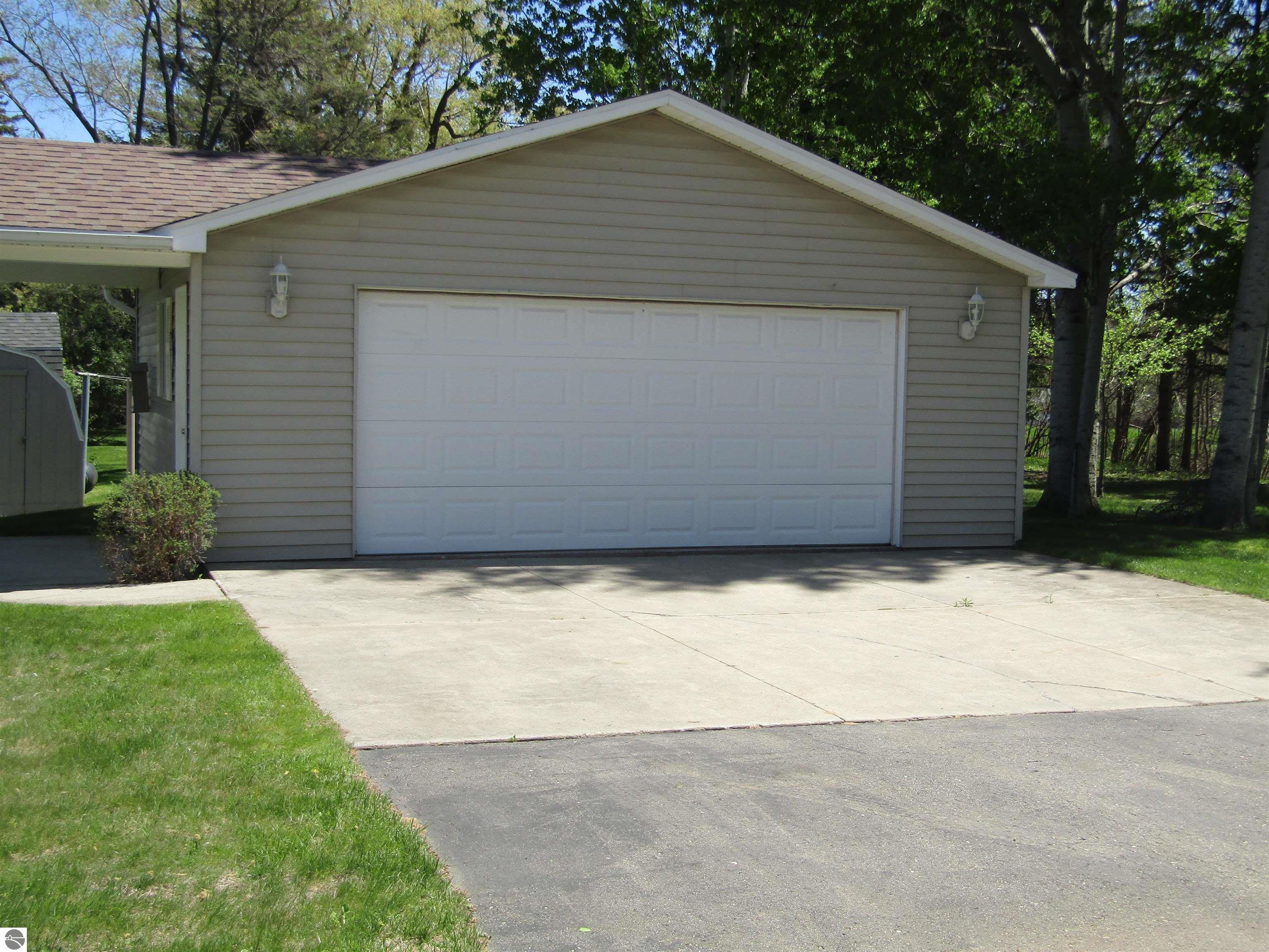 534 Morrison Street, West Branch, MI 48661 — Photo 5