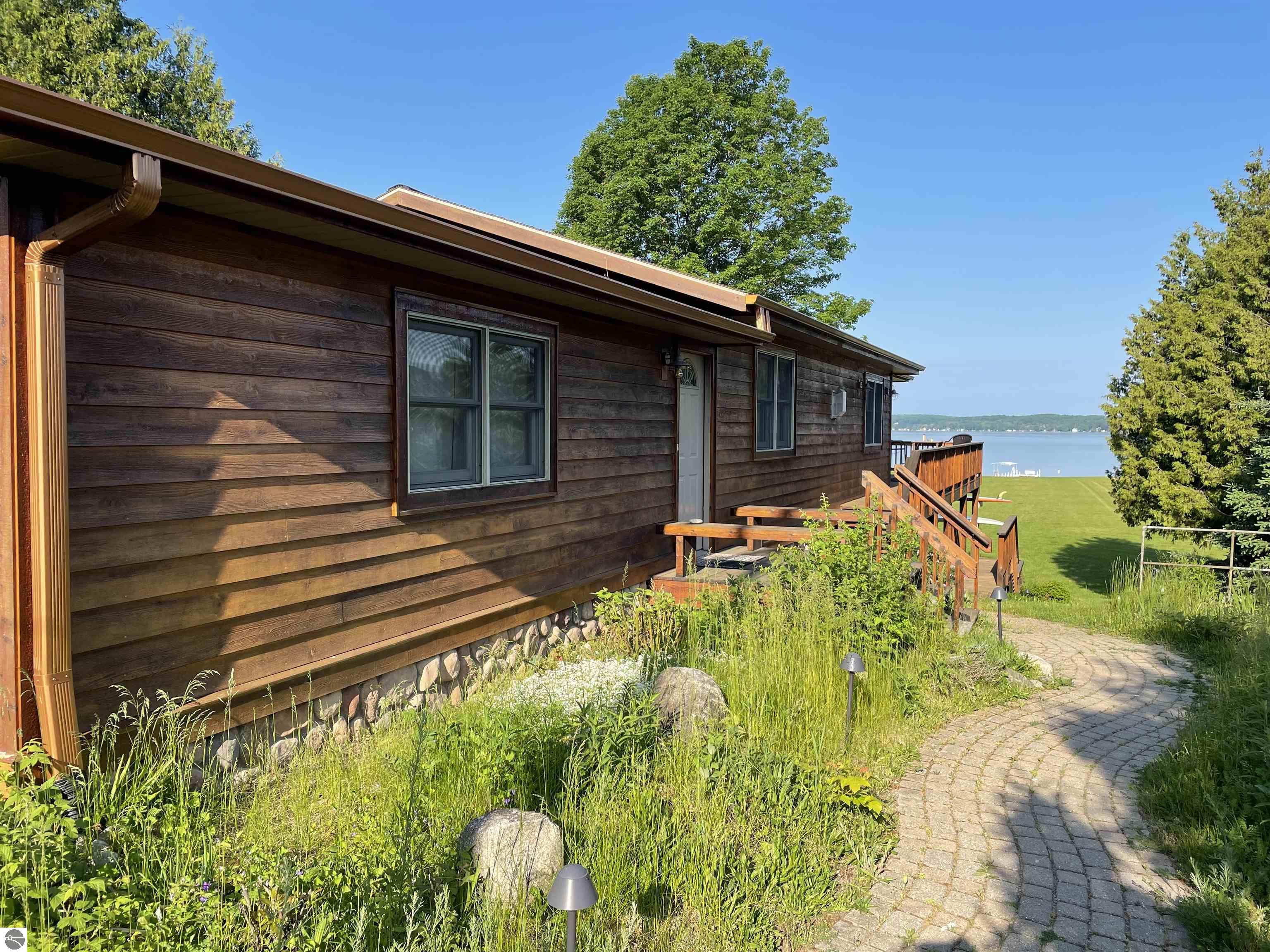 11282 S East Torch Lake Drive, Alden, MI 49612 — Photo 23