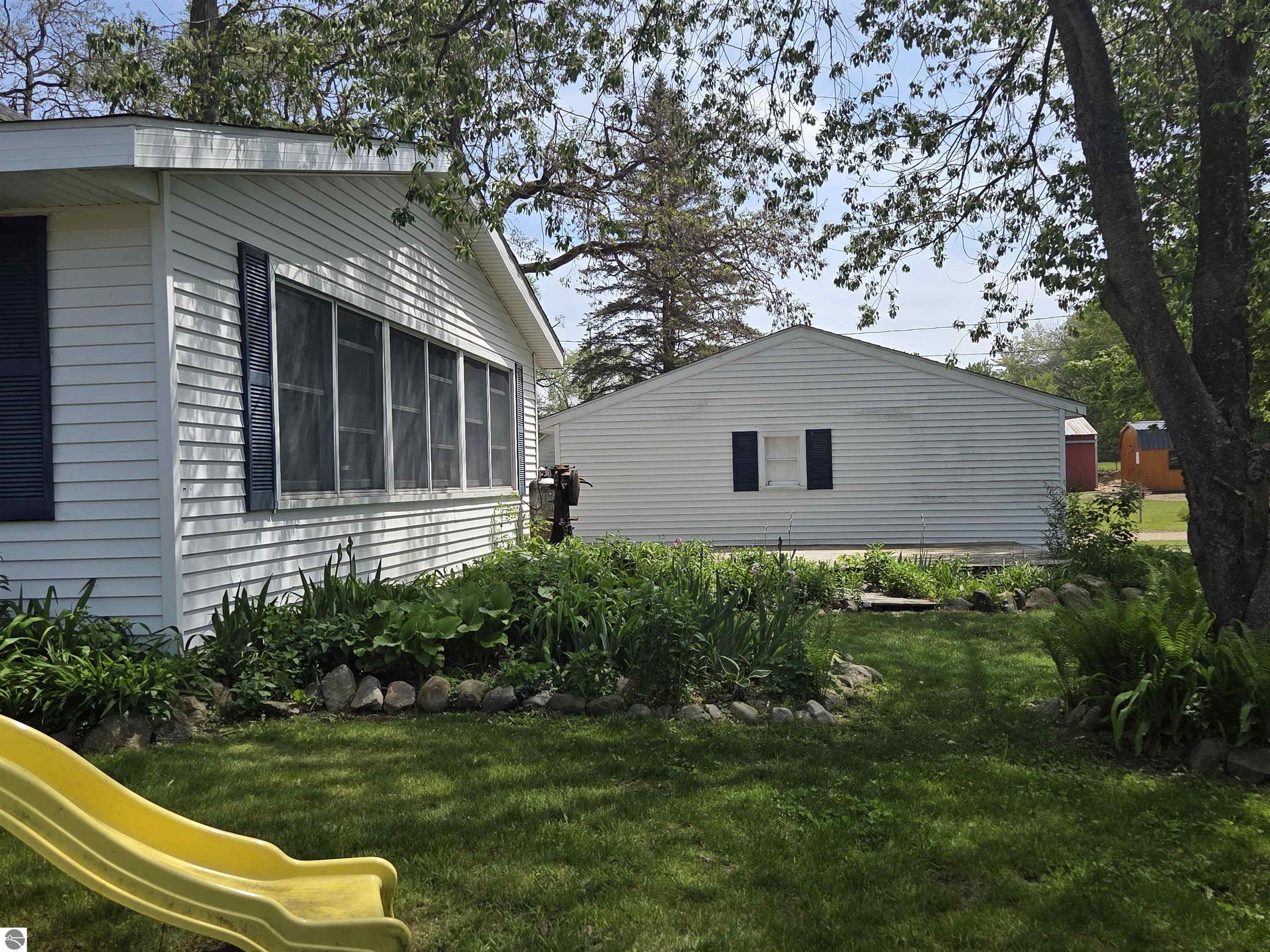 9368 School Street, Lake, MI 48632 — Photo 7