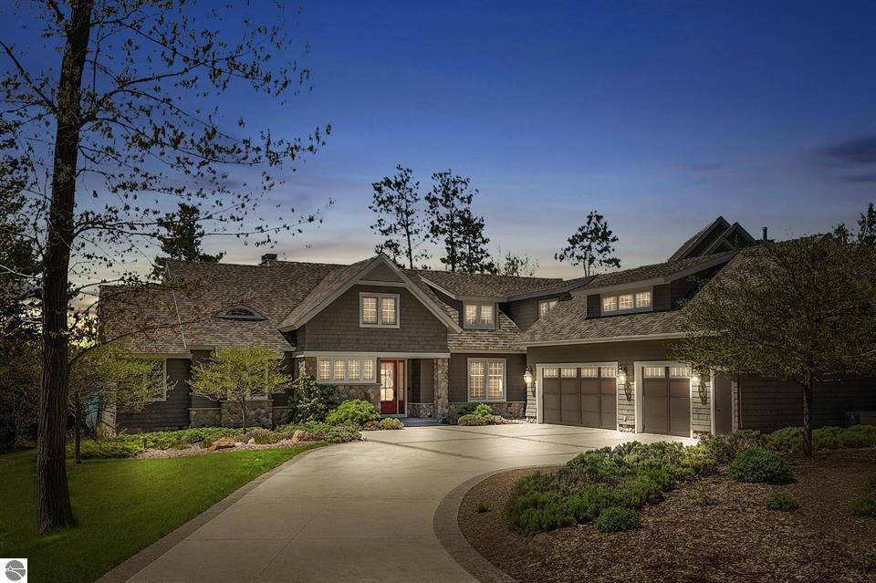 10249 Kay Ray Road on East Bay