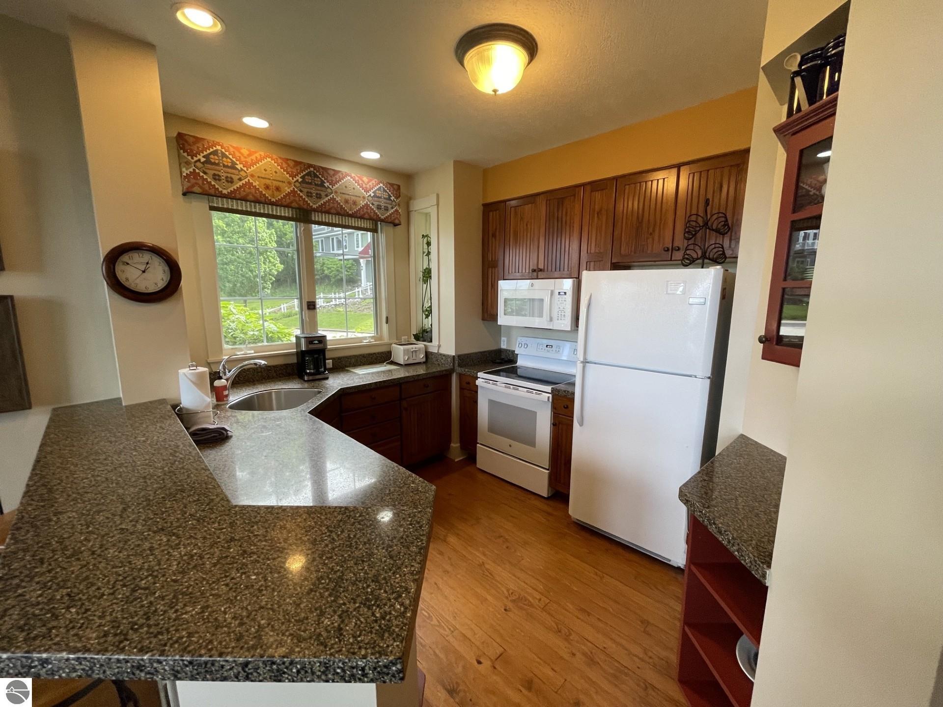 1H Fish House, Glen Arbor, MI 49636 — Photo 10