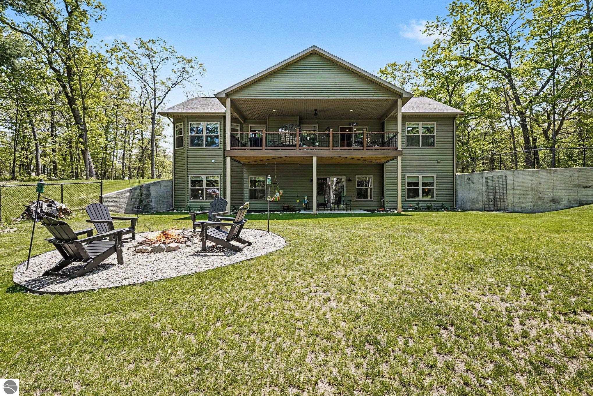 1735 Iroquois Trail, National City, MI 48748