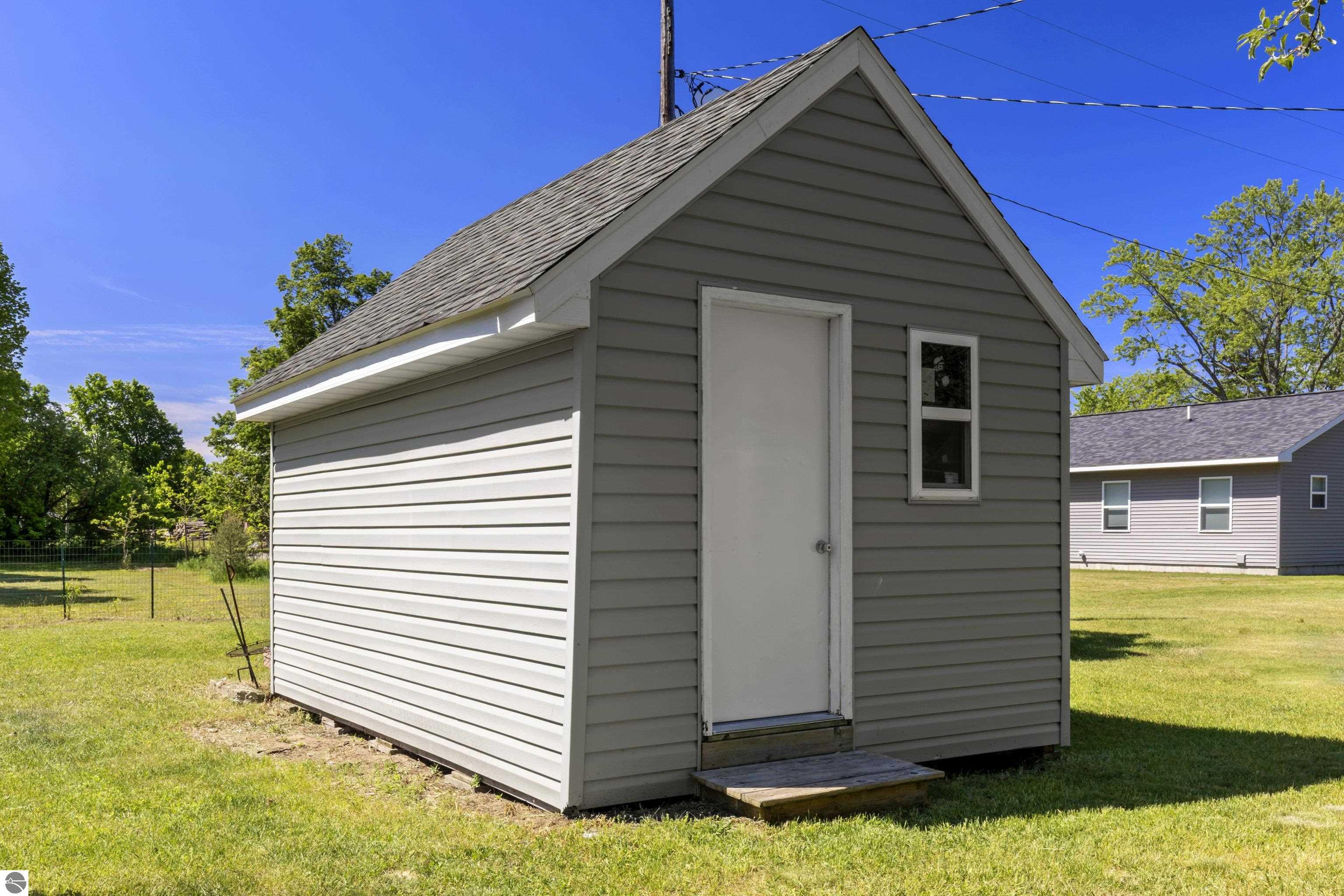 14641 Thompson Avenue, Thompsonville, MI 49683 — Photo 35