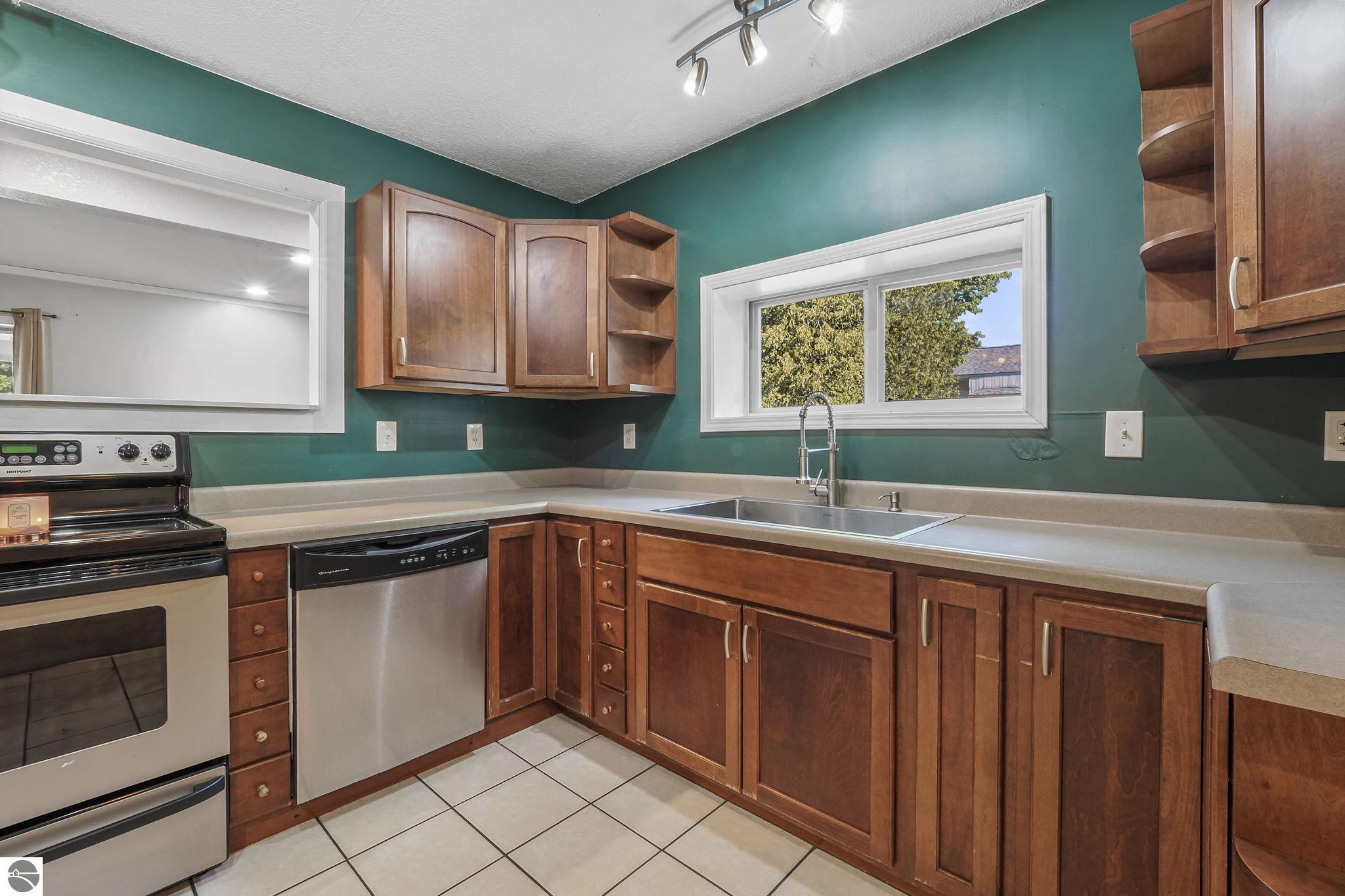 206 N Maple Street, Mancelona, MI 49659 — Photo 12