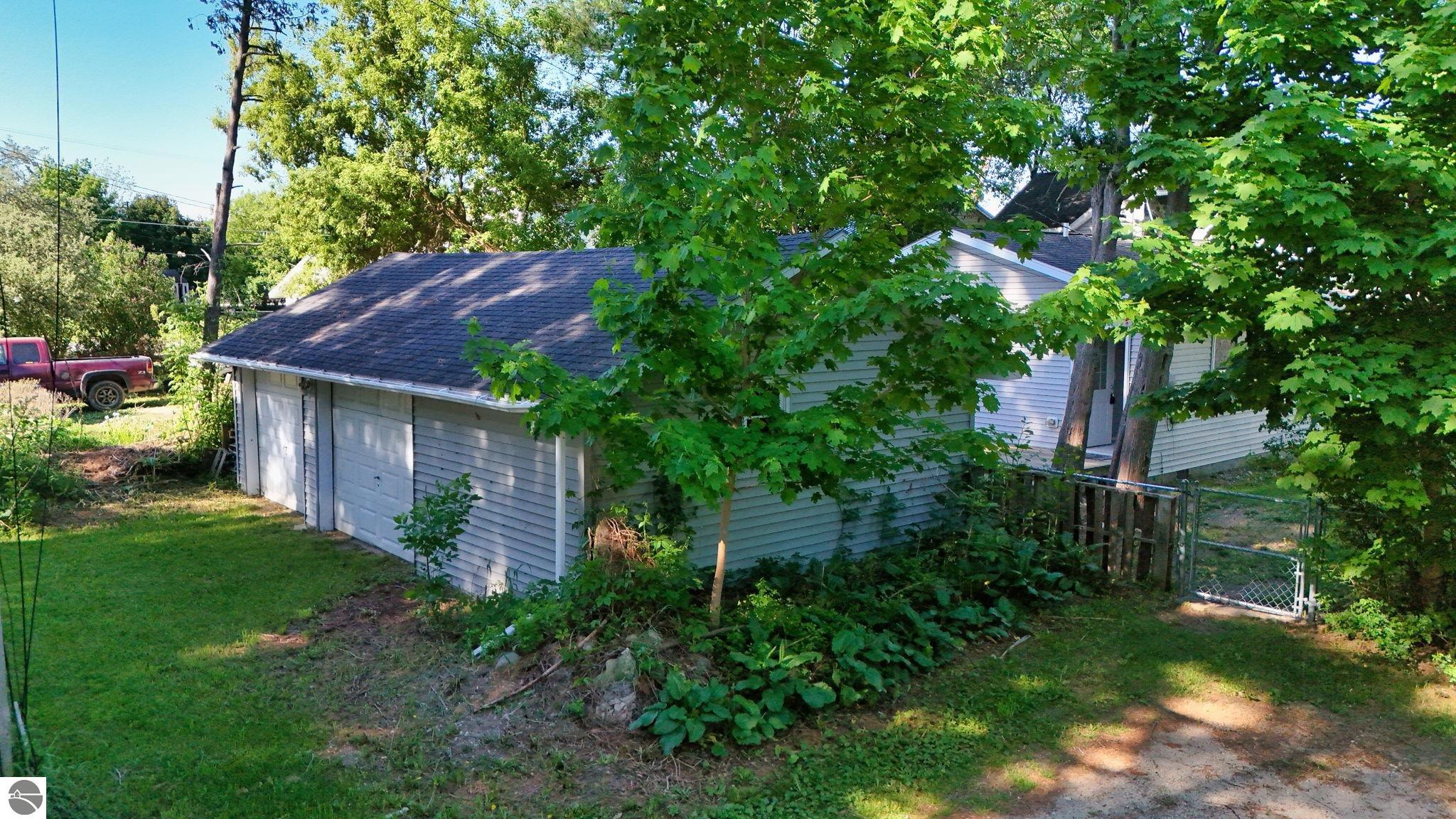 206 N Maple Street, Mancelona, MI 49659 — Photo 31