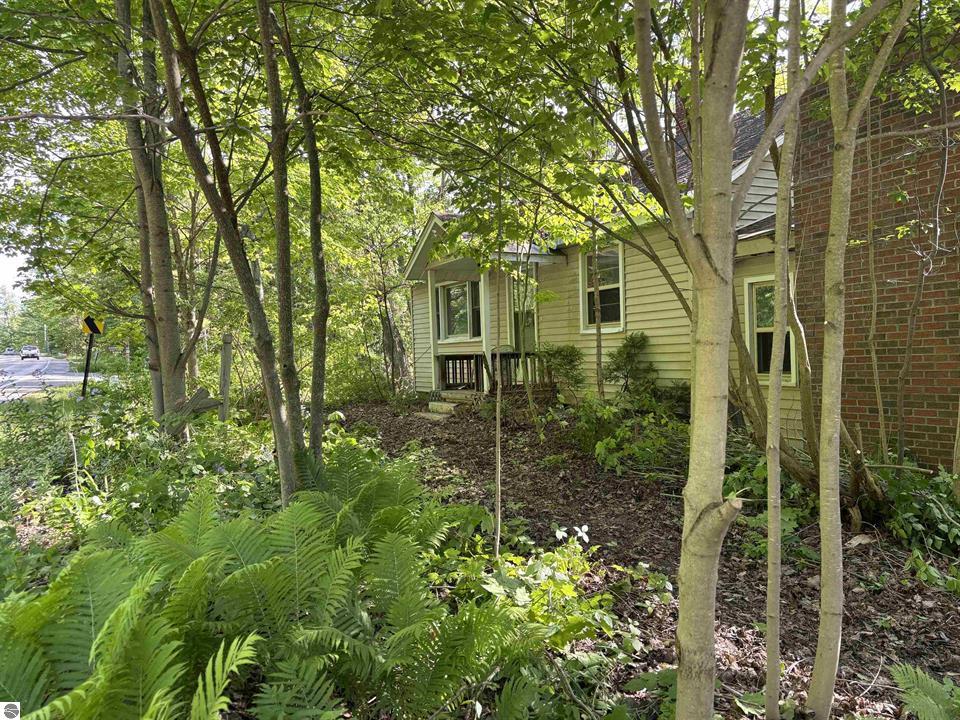 5962 S Lake Leelanau Drive on Lake Leelanau