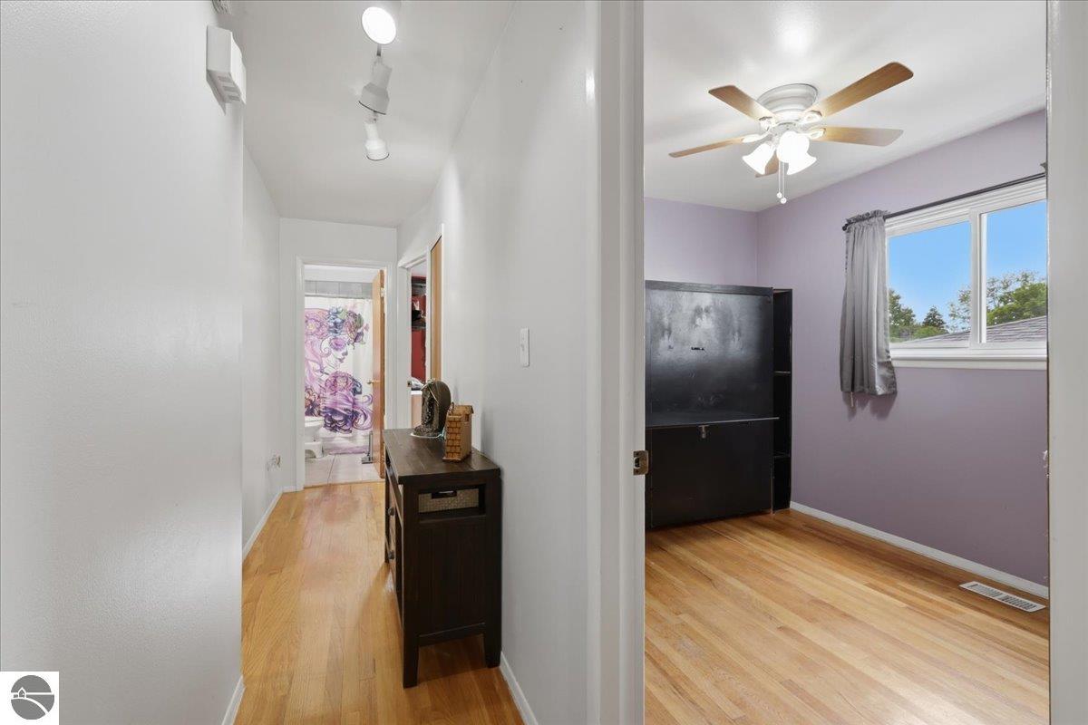 2561 Binghamton, Auburn Hills, MI 48326 — Photo 12