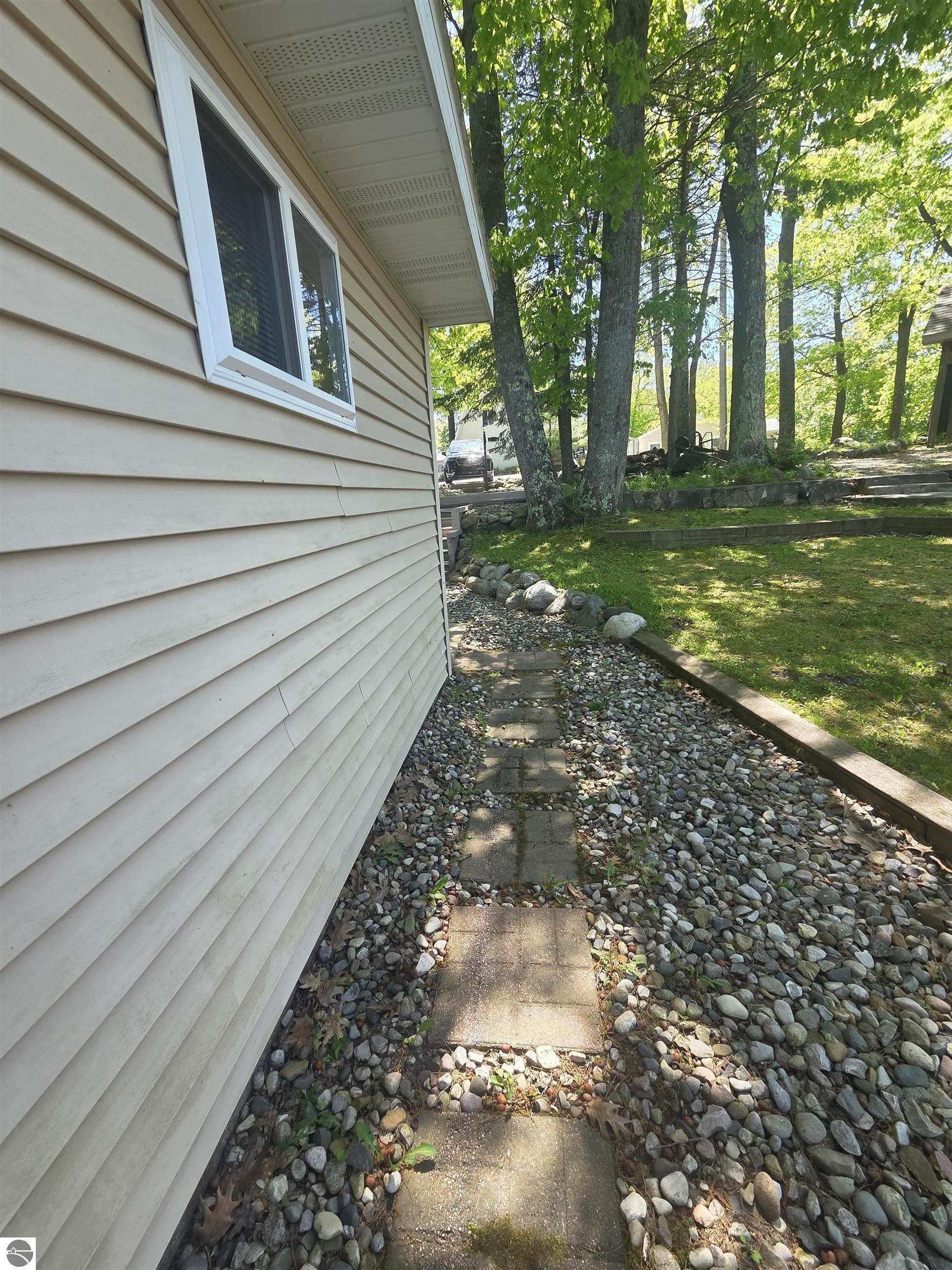 7840 Campbell Avenue, Hale, MI 48739 — Photo 12