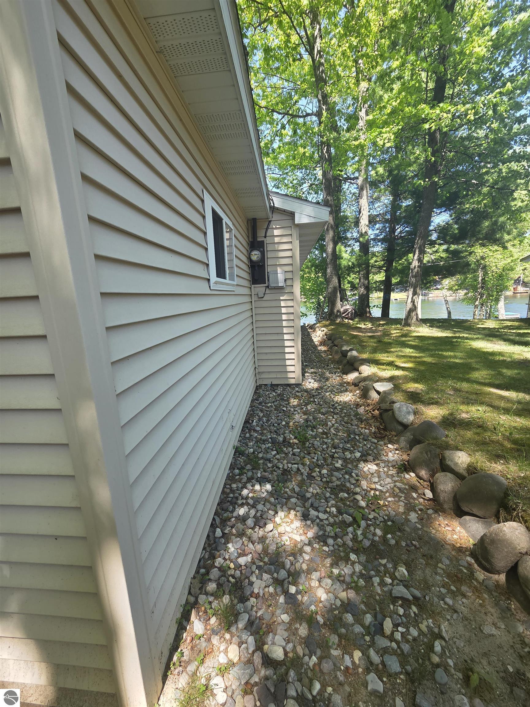 7840 Campbell Avenue, Hale, MI 48739 — Photo 14