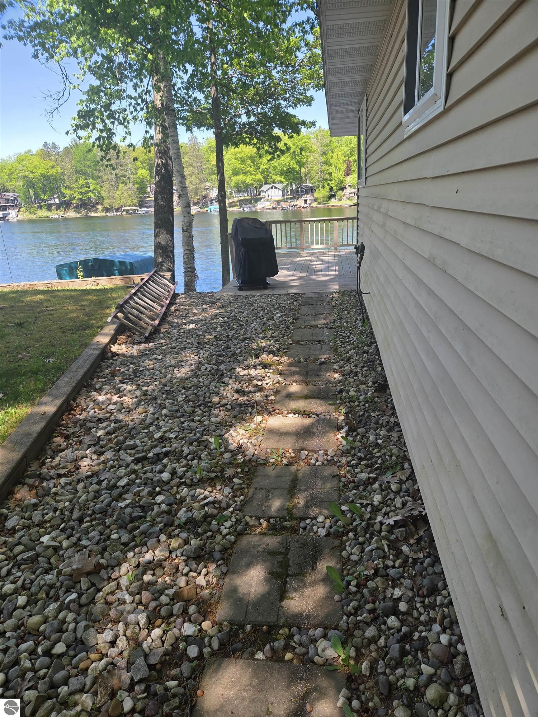 7840 Campbell Avenue, Hale, MI 48739 — Photo 4