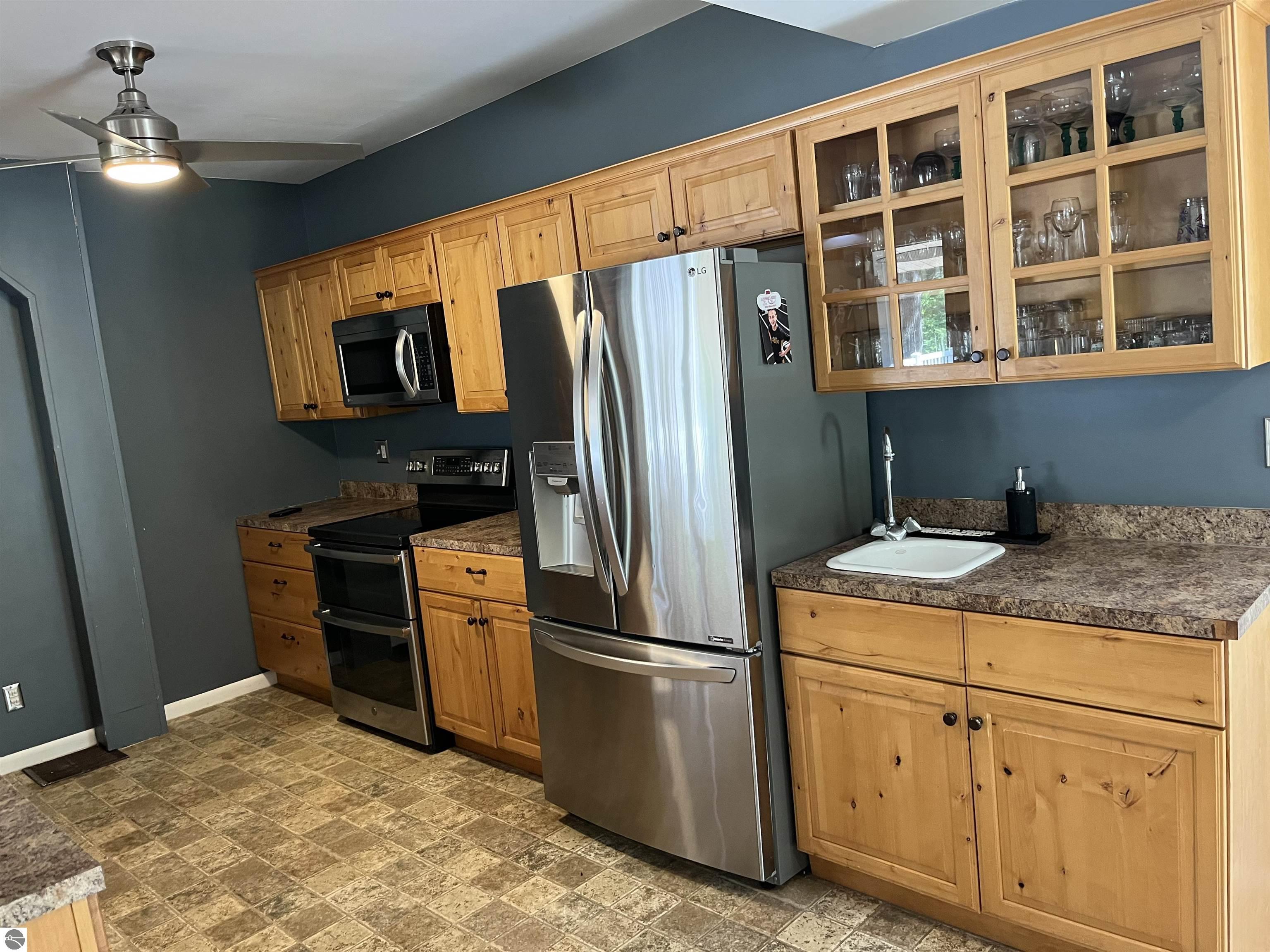 6466 Westshore Drive, Oscoda, MI 48750 — Photo 8