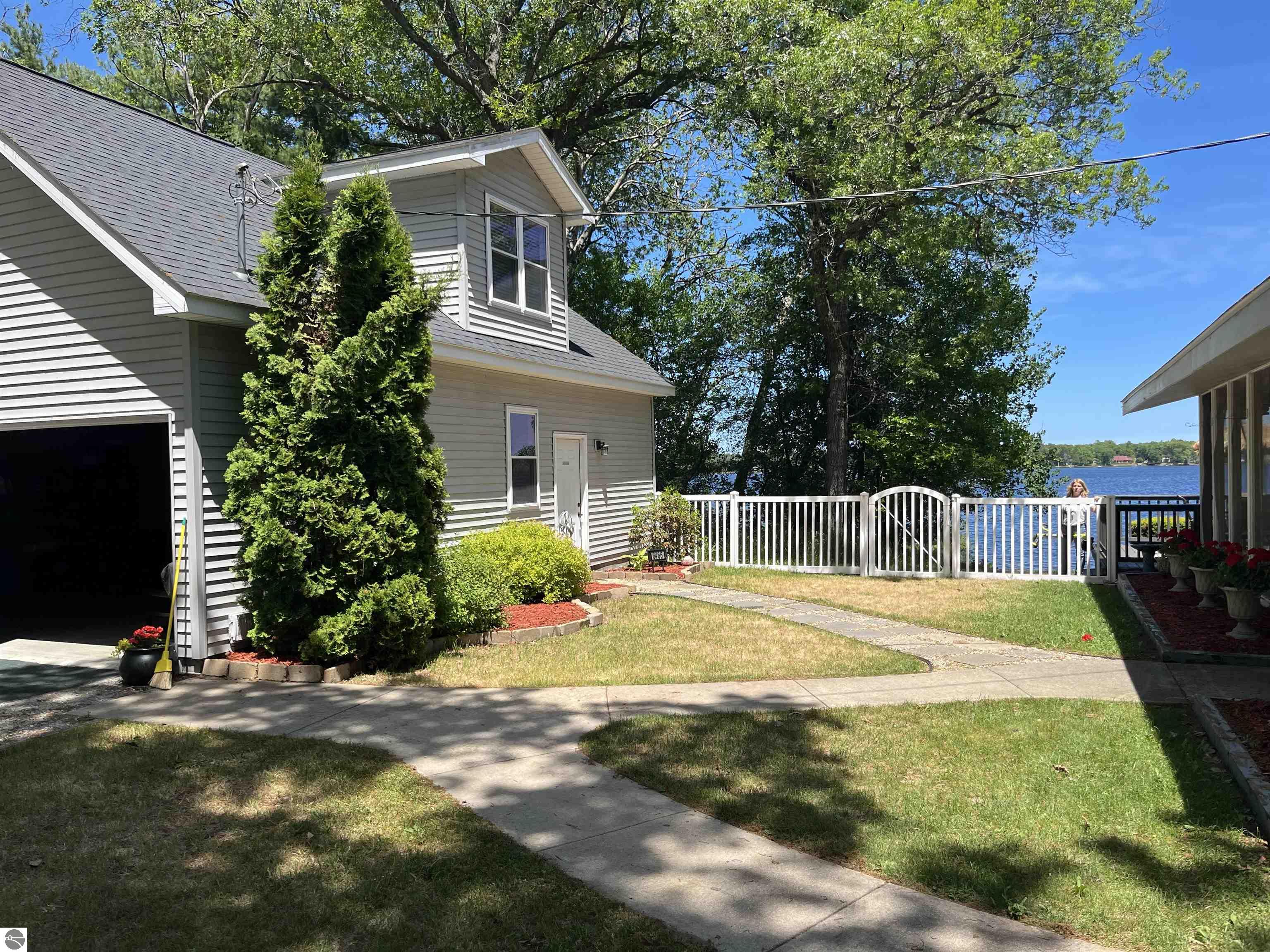 6466 Westshore Drive, Oscoda, MI 48750 — Photo 9