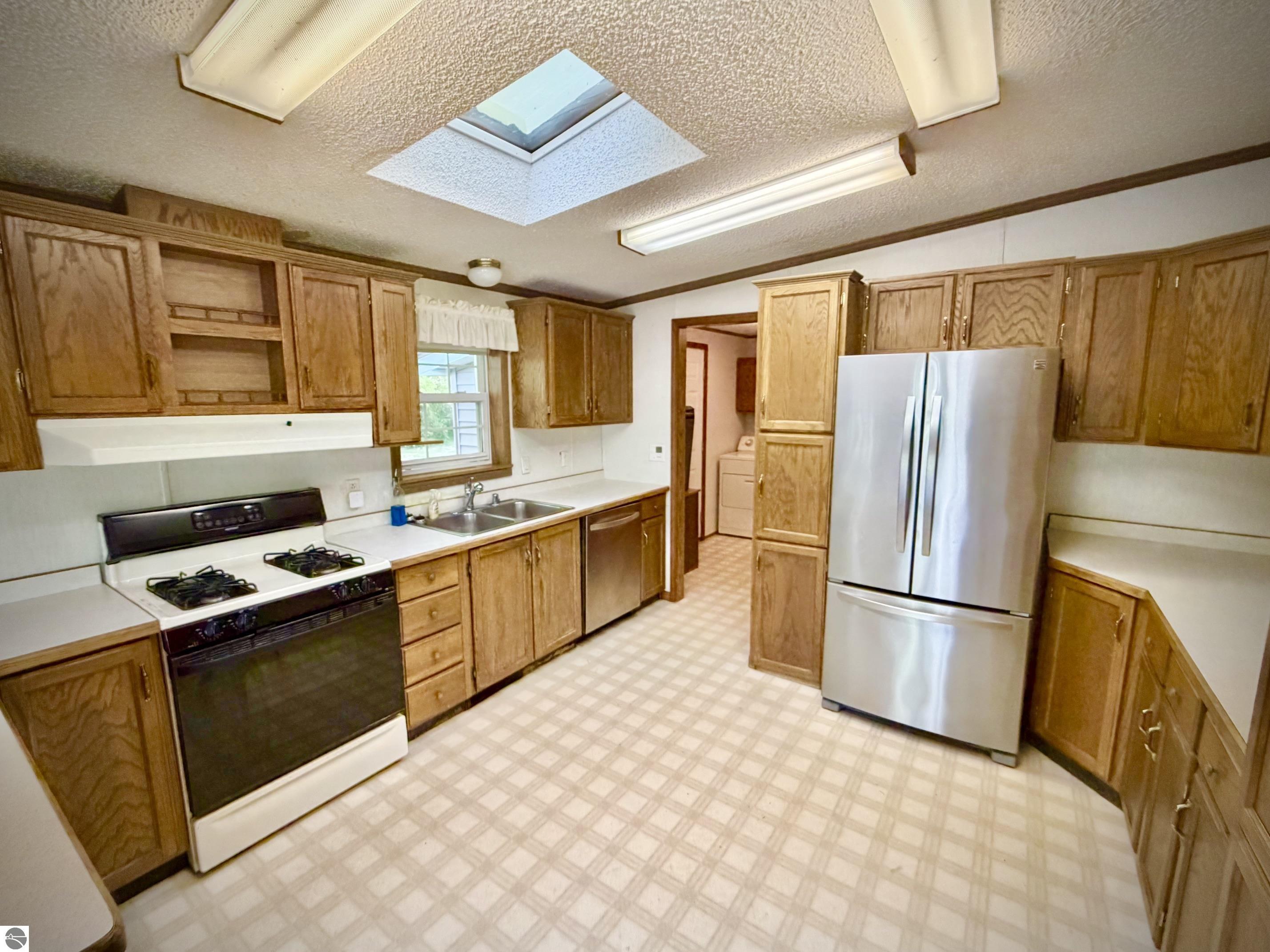 8614 Pete's Landing, Ellsworth, MI 49729 — Photo 17
