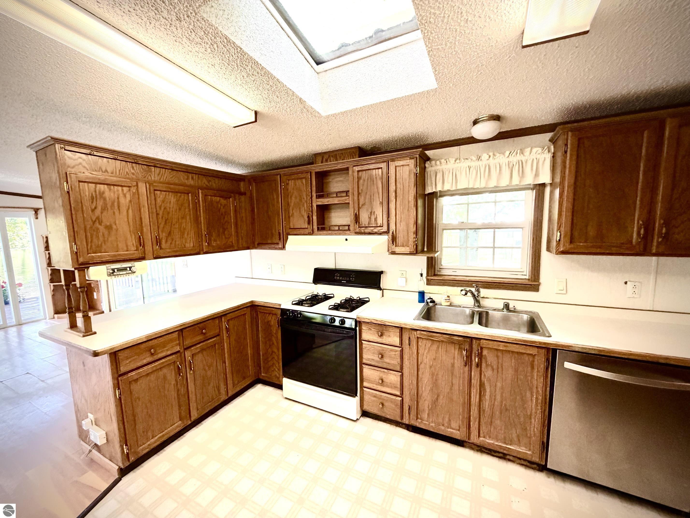 8614 Pete's Landing, Ellsworth, MI 49729 — Photo 19