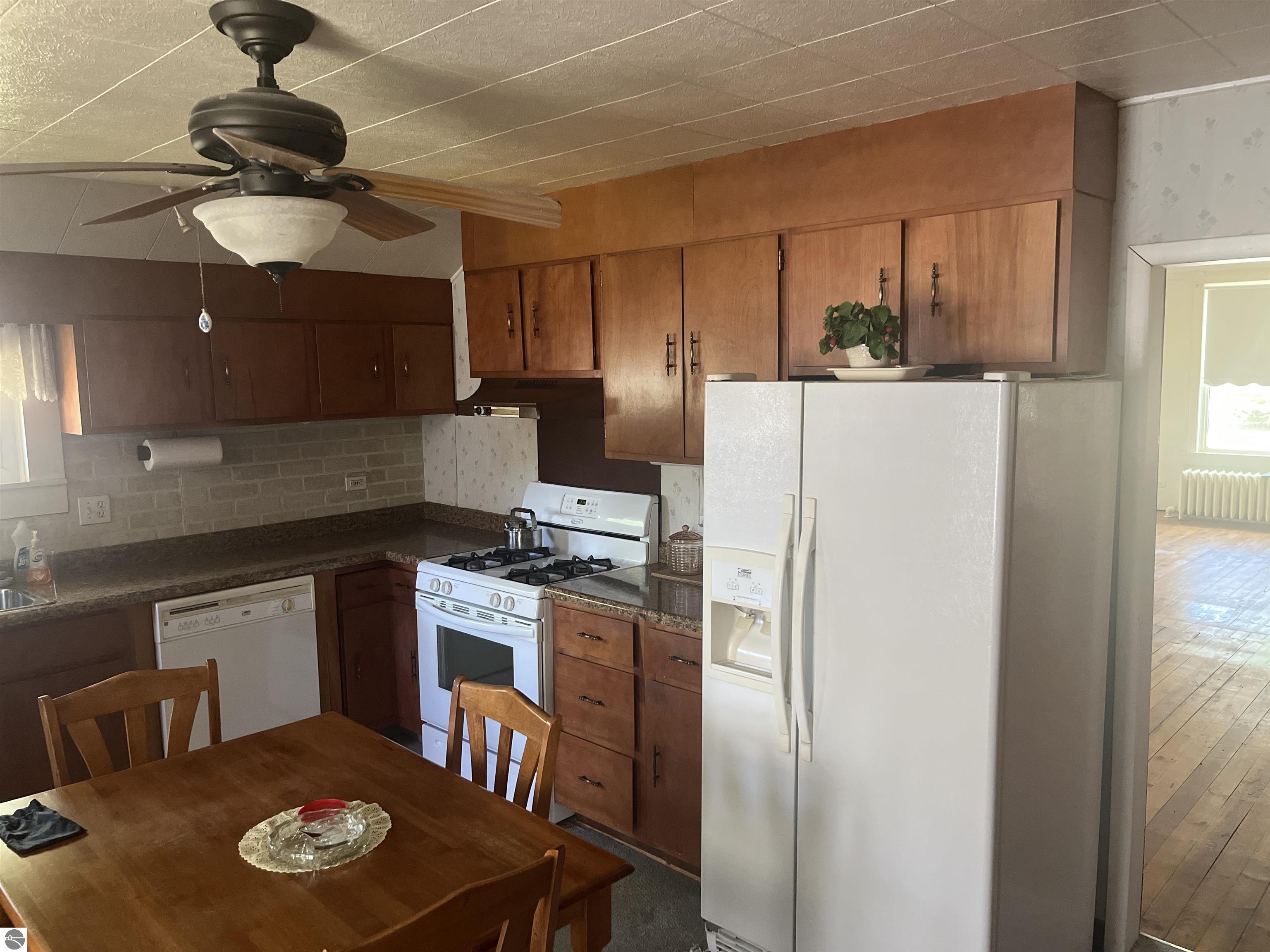 200 Second Avenue, Tawas City, MI 48763 — Photo 11