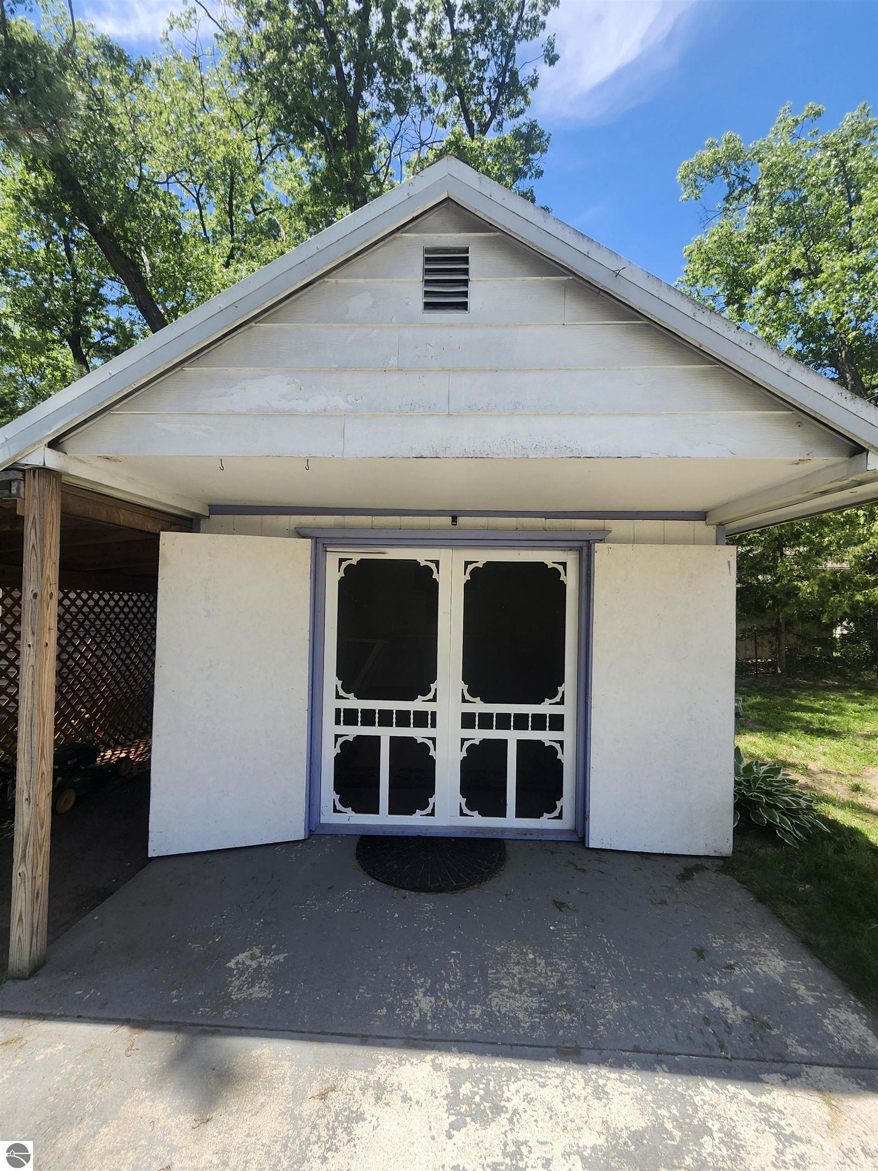 1321 Fletcher Street, National City, MI 48748 — Photo 3
