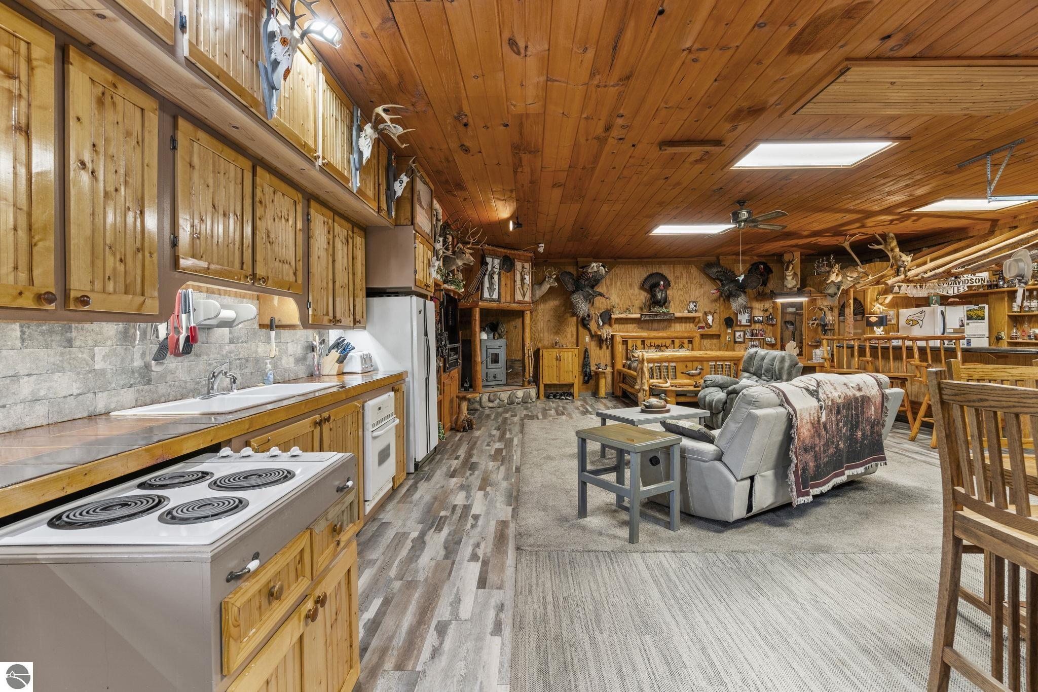 11486 Old Us Hwy 131, Fife Lake, MI 49633 — Photo 26