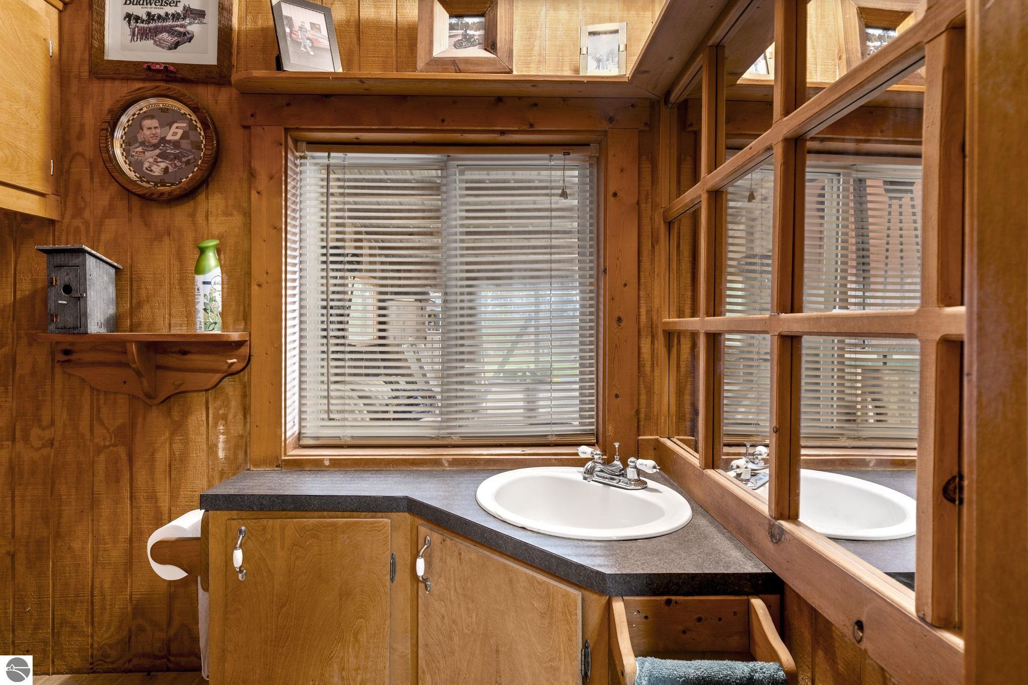 11486 Old Us Hwy 131, Fife Lake, MI 49633 — Photo 35