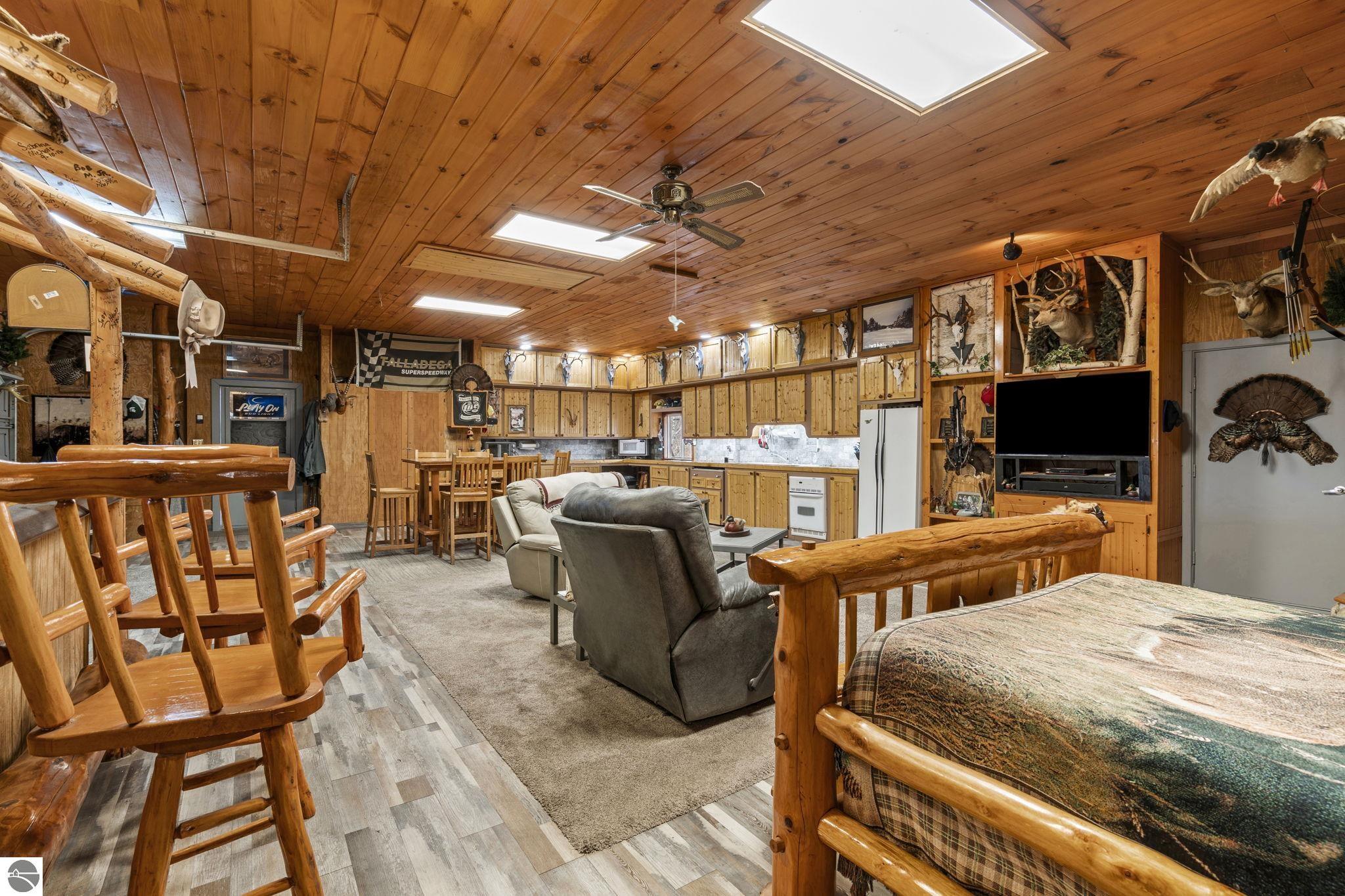 11486 Old Us Hwy 131, Fife Lake, MI 49633 — Photo 36