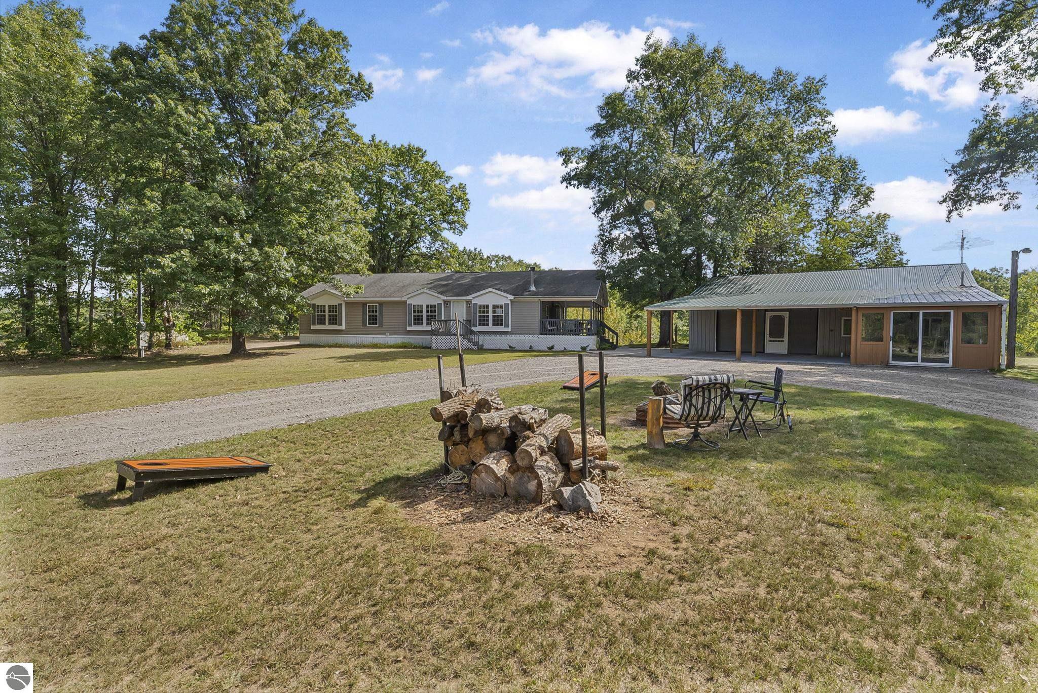 11486 Old Us Hwy 131, Fife Lake, MI 49633 — Photo 45