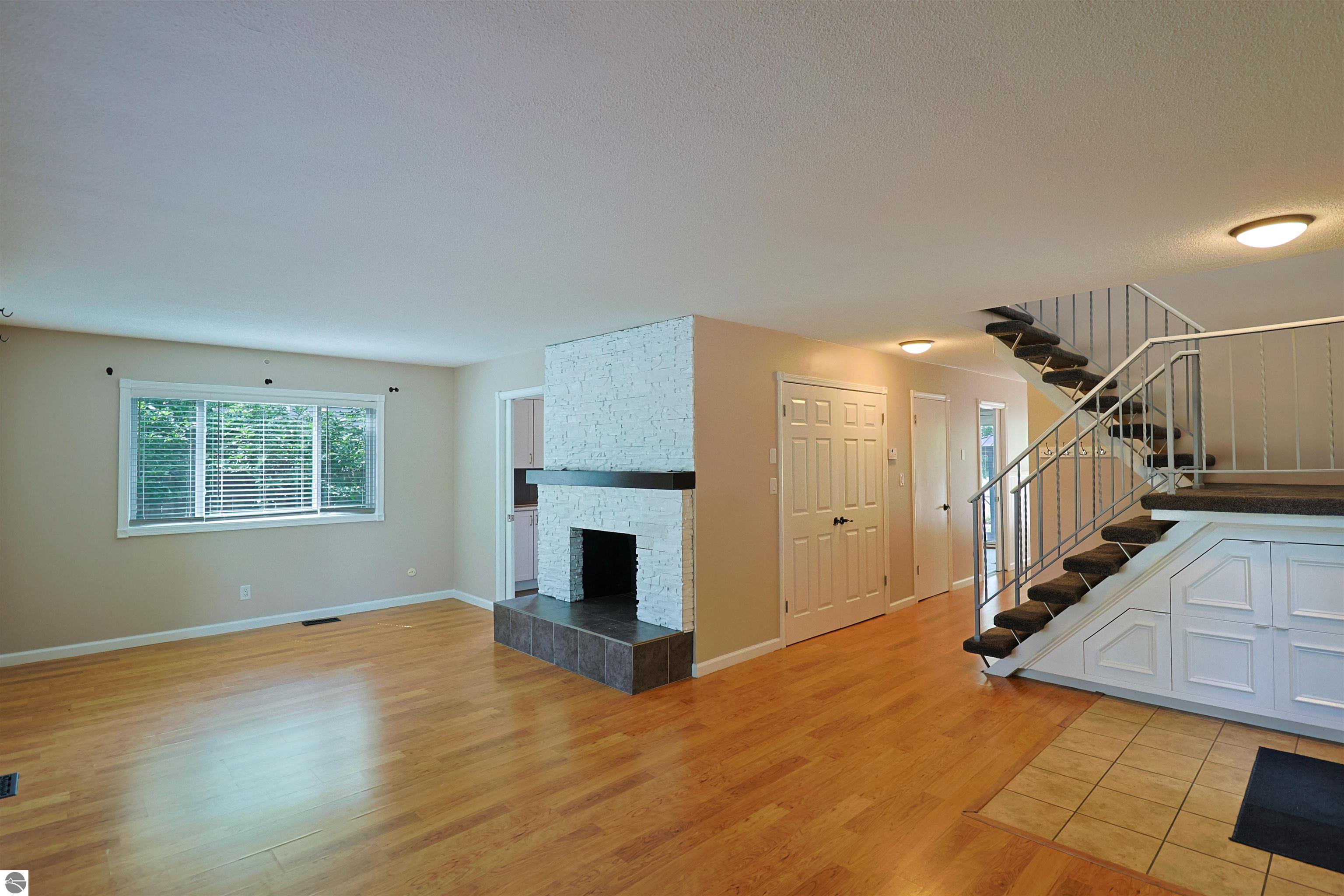 326 John Street, Clare, MI 48617 — Photo 5
