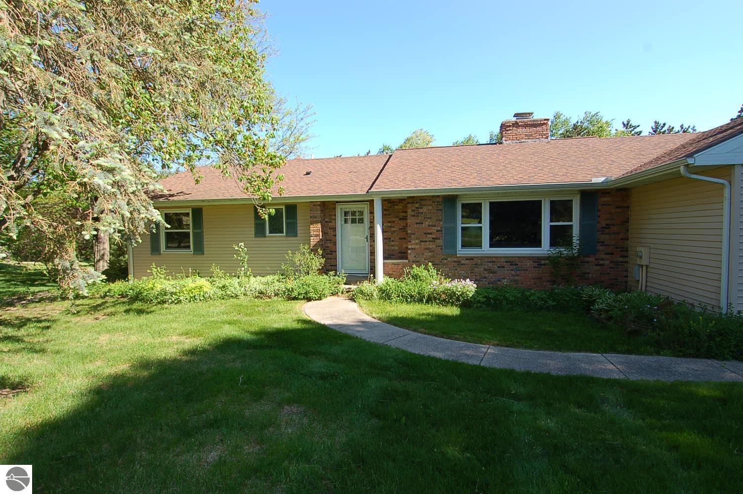 134 Doral Drive, Cadillac, MI 48640 — Photo 28