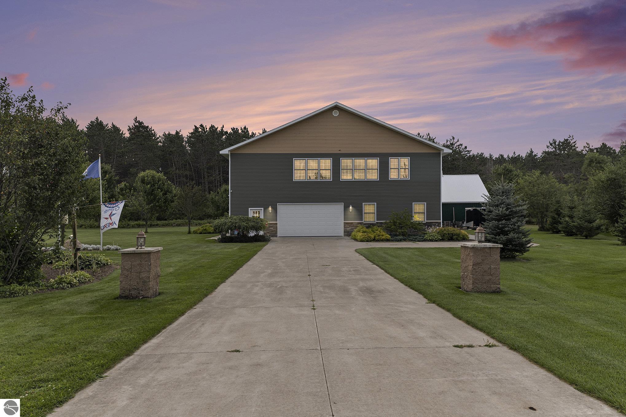 6836 Wrenwood Drive, Elmira, MI 49730 — Photo 2