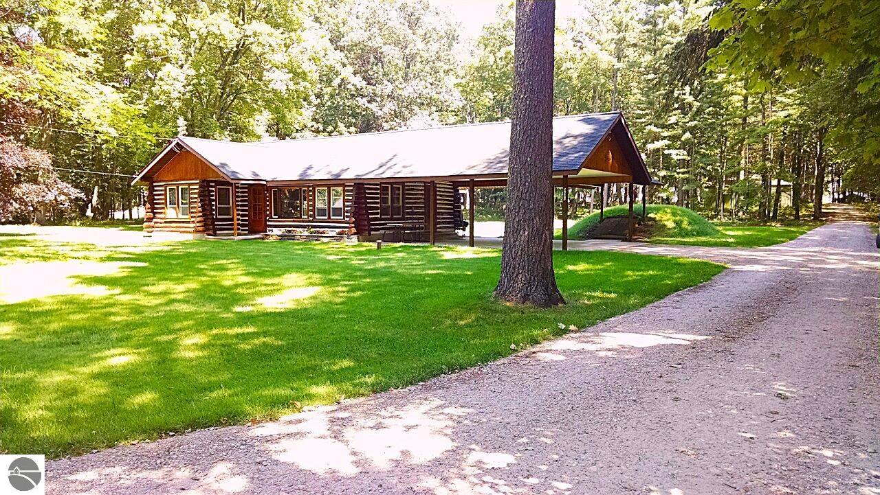 8646 Deadstream Road, Honor, MI 49640 — Photo 44