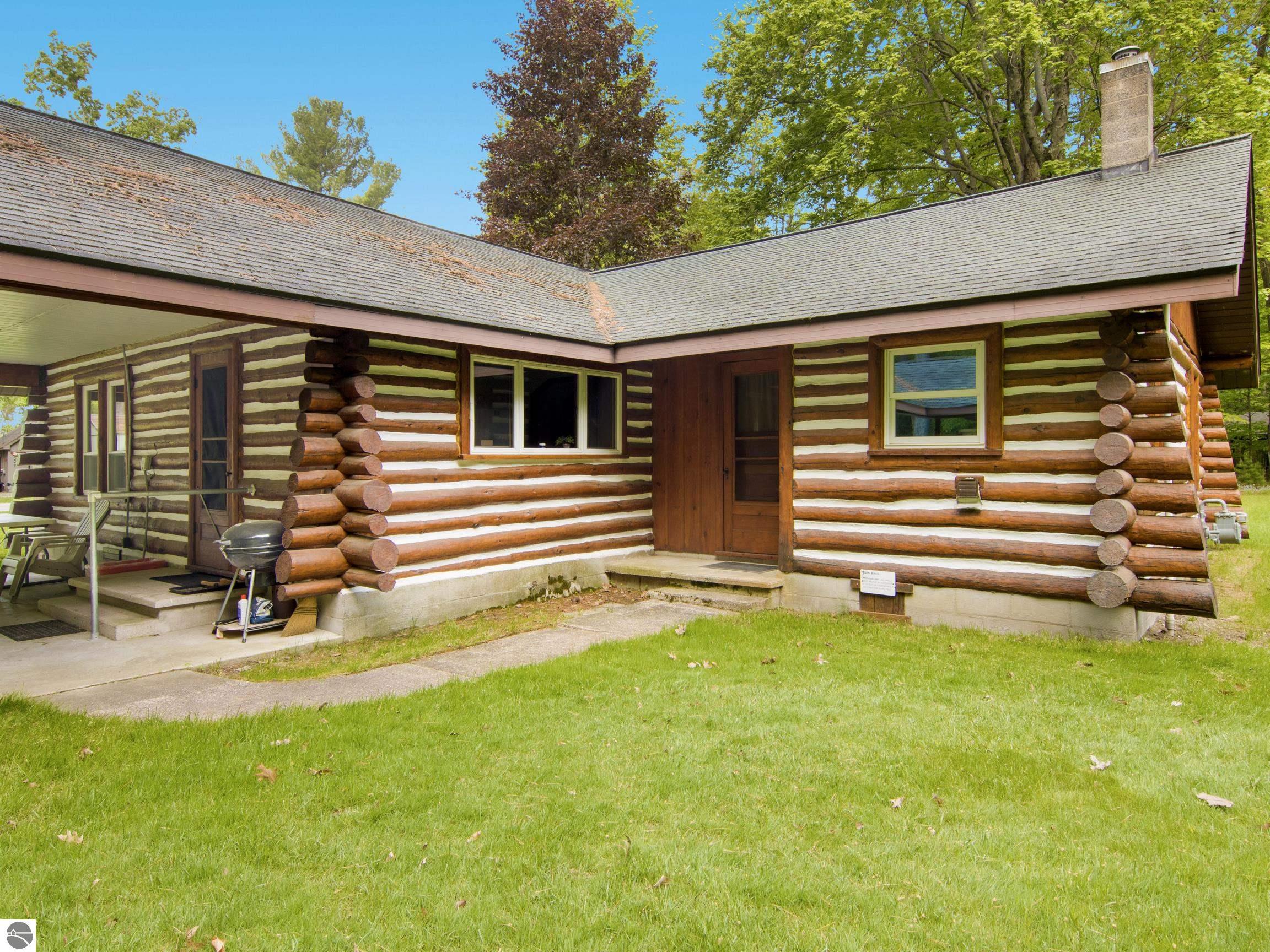 8646 Deadstream Road, Honor, MI 49640 — Photo 45