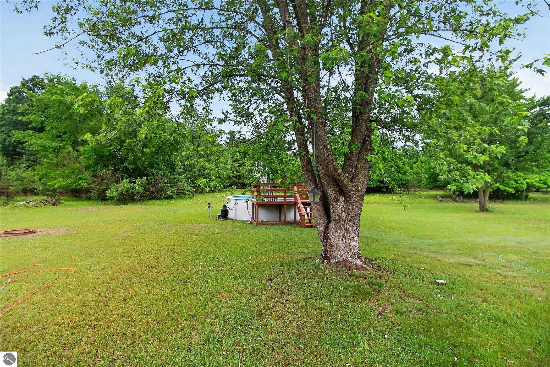 3333 N Ferris Road, Sumner, MI 48889 — Photo 37