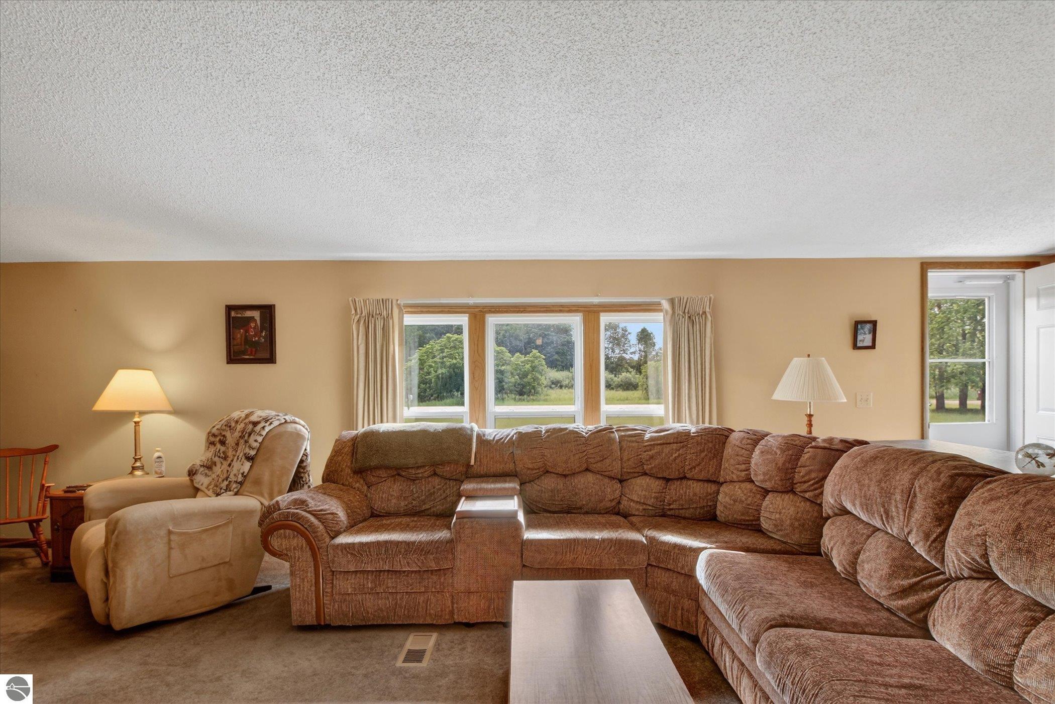 3333 N Ferris Road, Sumner, MI 48889 — Photo 5