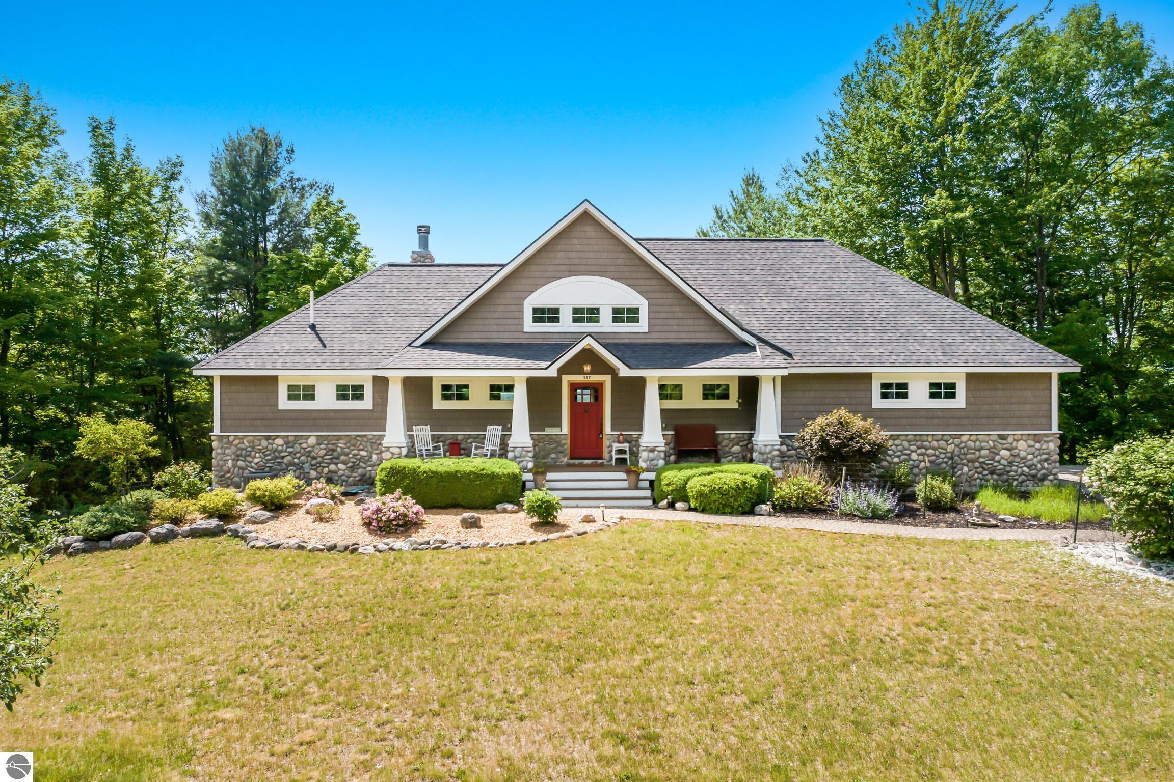 337 S East Torch Lake Drive, Bellaire, MI 49615 — Photo 2
