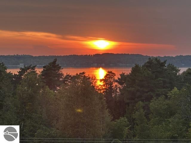337 S East Torch Lake Drive, Bellaire, MI 49615 — Photo 32