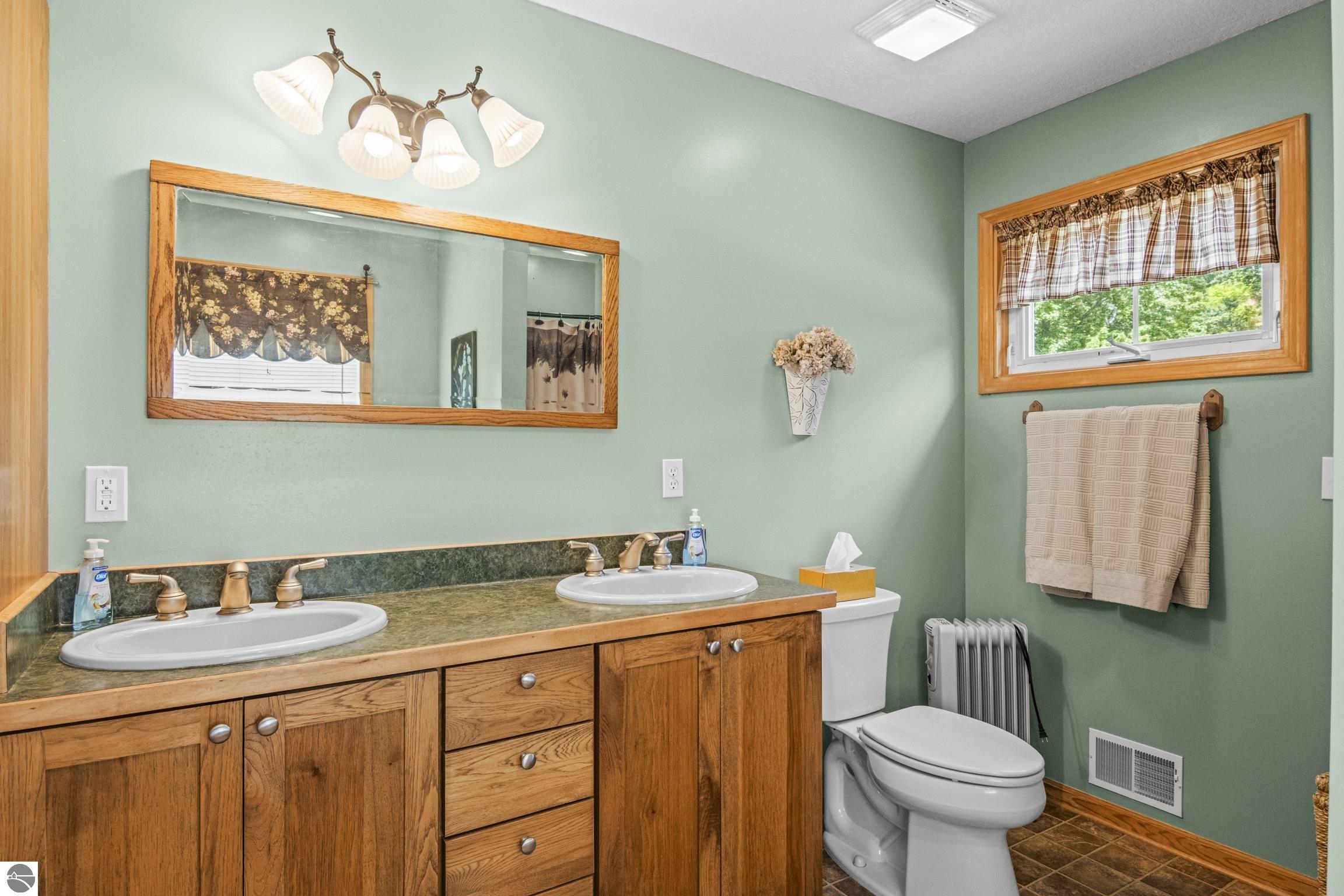 337 S East Torch Lake Drive, Bellaire, MI 49615 — Photo 39
