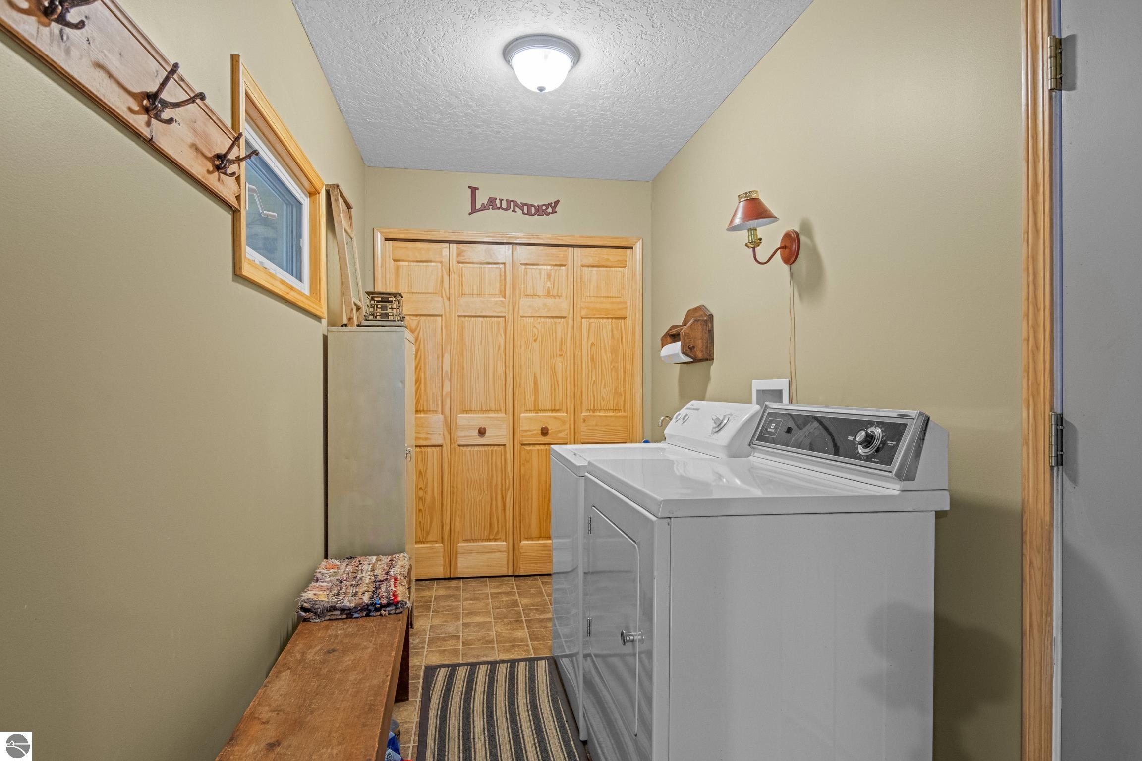337 S East Torch Lake Drive, Bellaire, MI 49615 — Photo 40