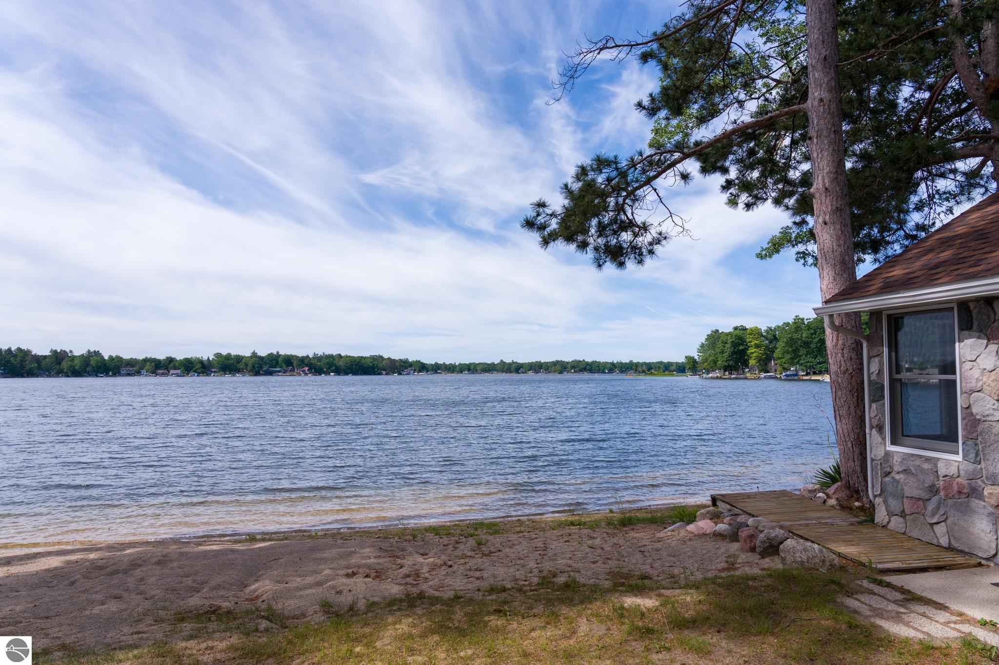10921 N Shore Drive, Lake, MI 48632 — Photo 14